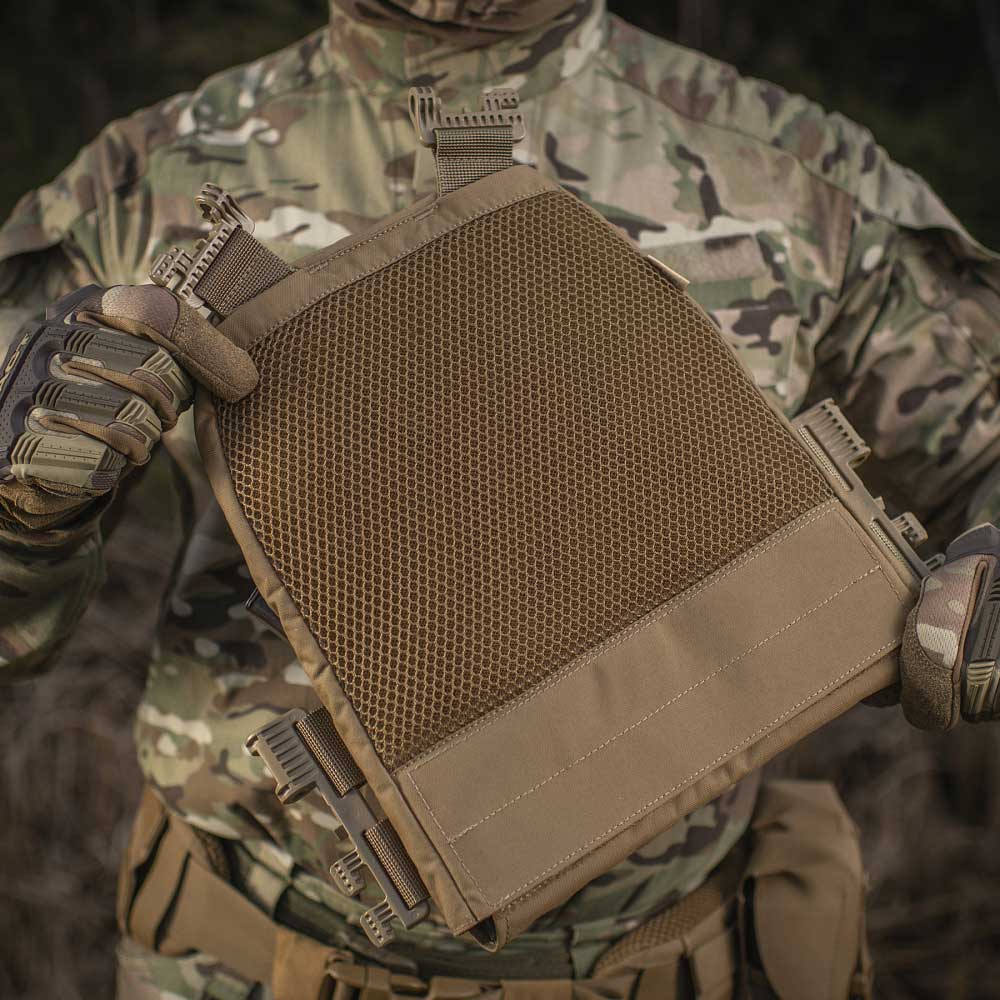 Taktická vesta typu Plate Carrier M-Tac Cuirass Fast QRS - Coyote - pro pláty Medium