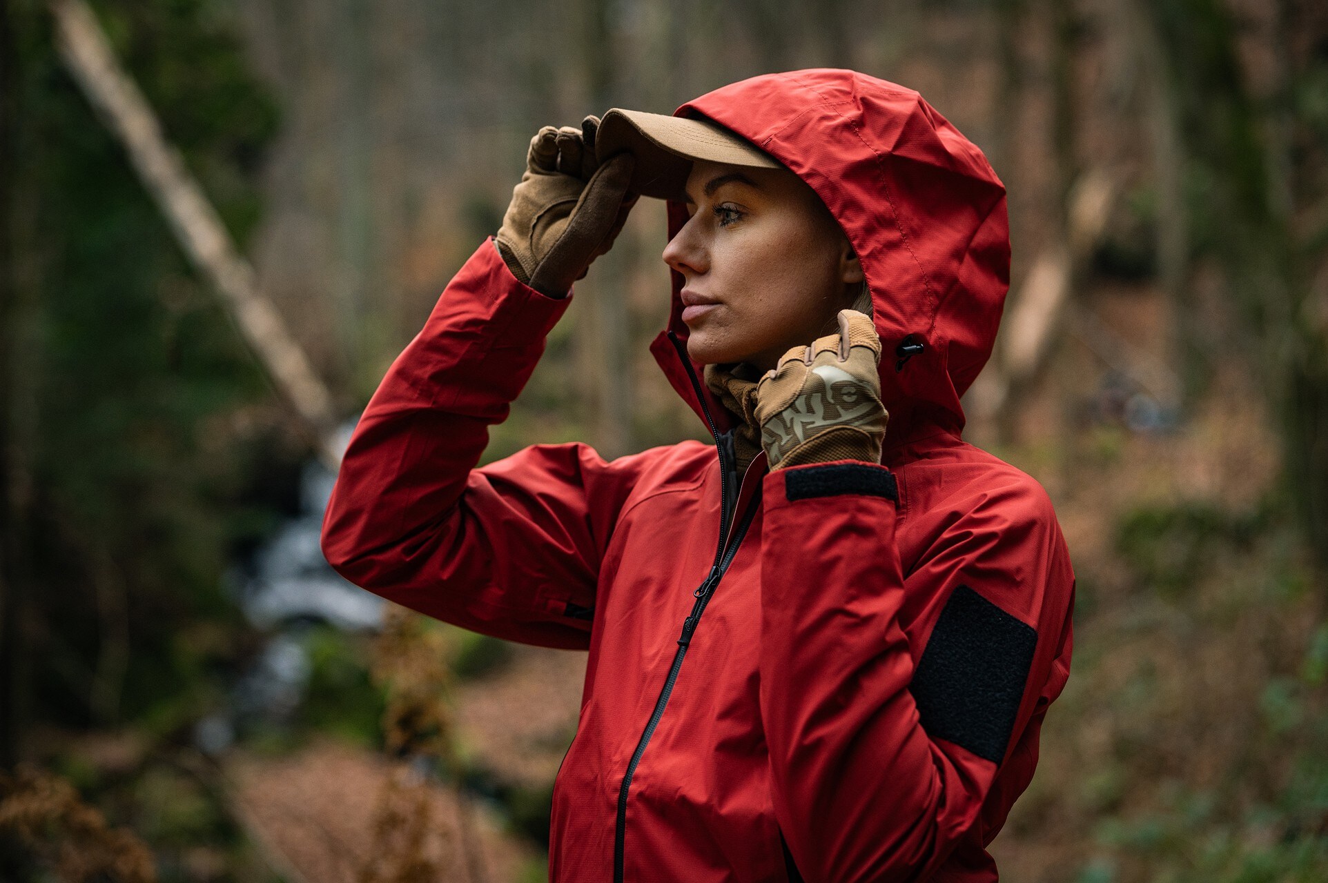 Dámská bunda Helikon-Tex Squall Hardshell - Crimson Sky