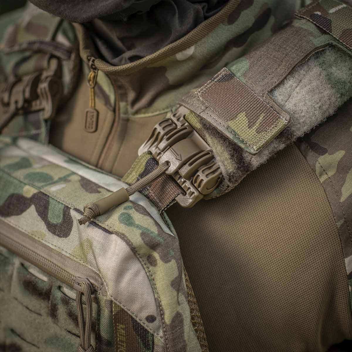 Taktická vesta typu Plate Carrier M-Tac Cuirass Fast QRS Gen. II MultiCam - pro pláty L/XL