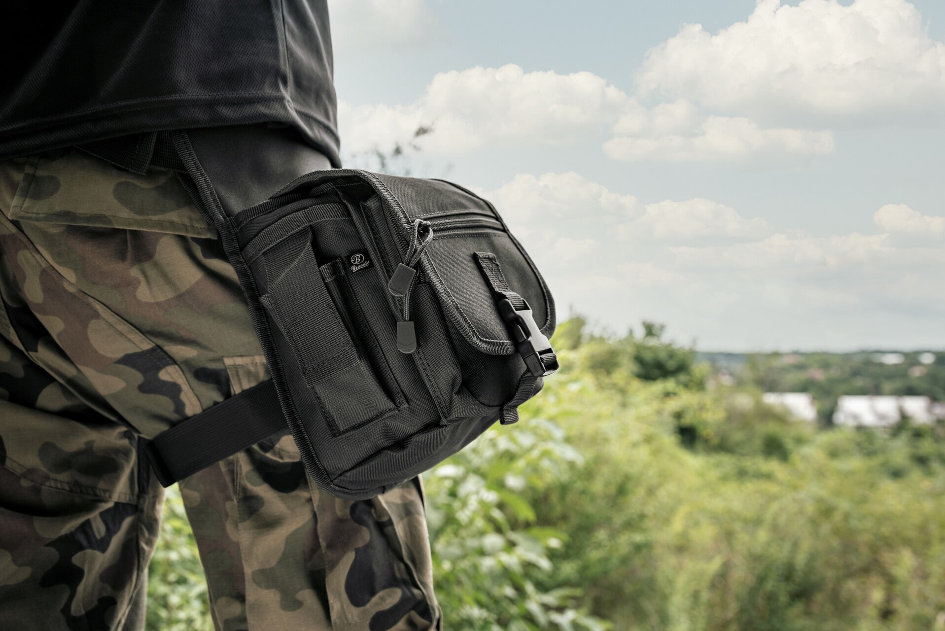 Taška Brandit Side Kick Black