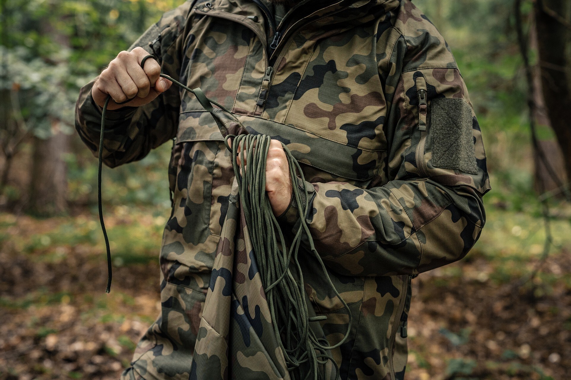 Padáková šňůra Paracord Badger Outdoor 550 30 m - Olive