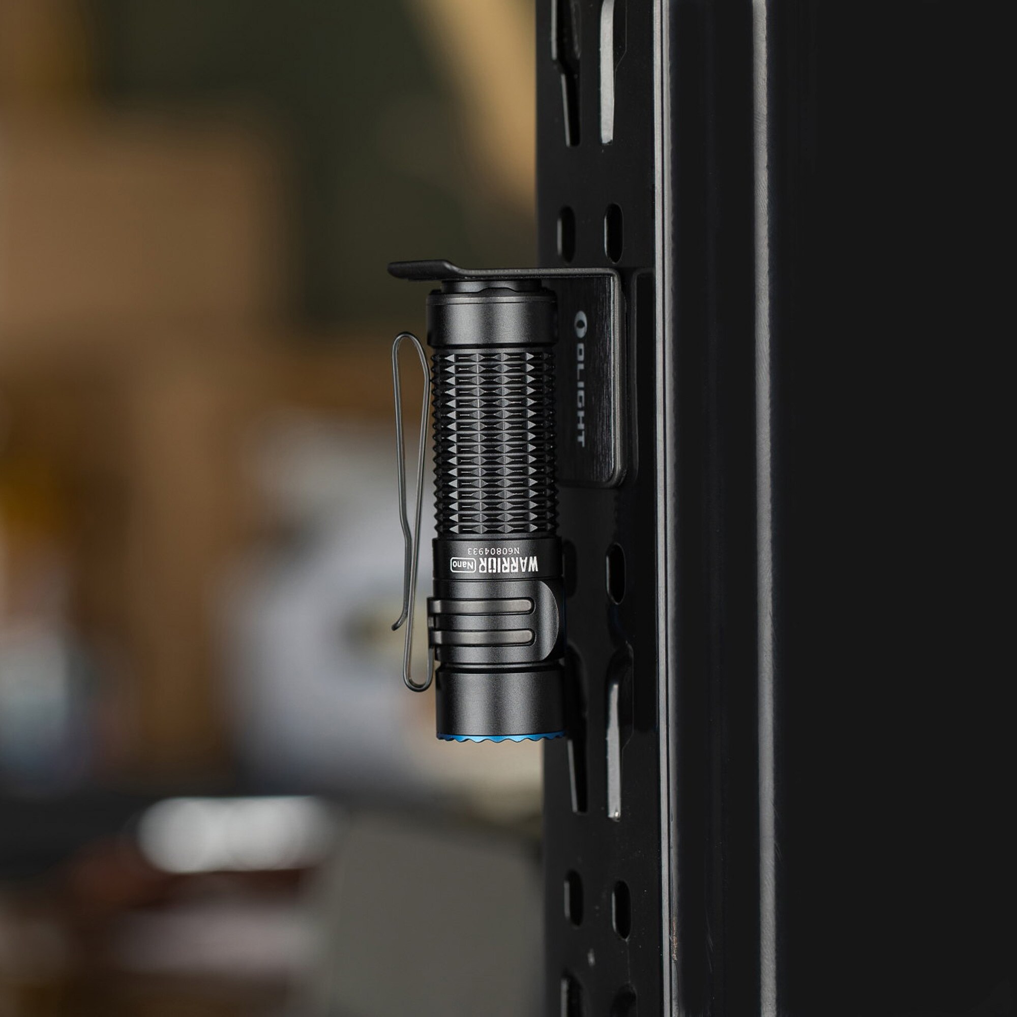 Svítilna Olight Warrior Nano Black - 1200 lumenů