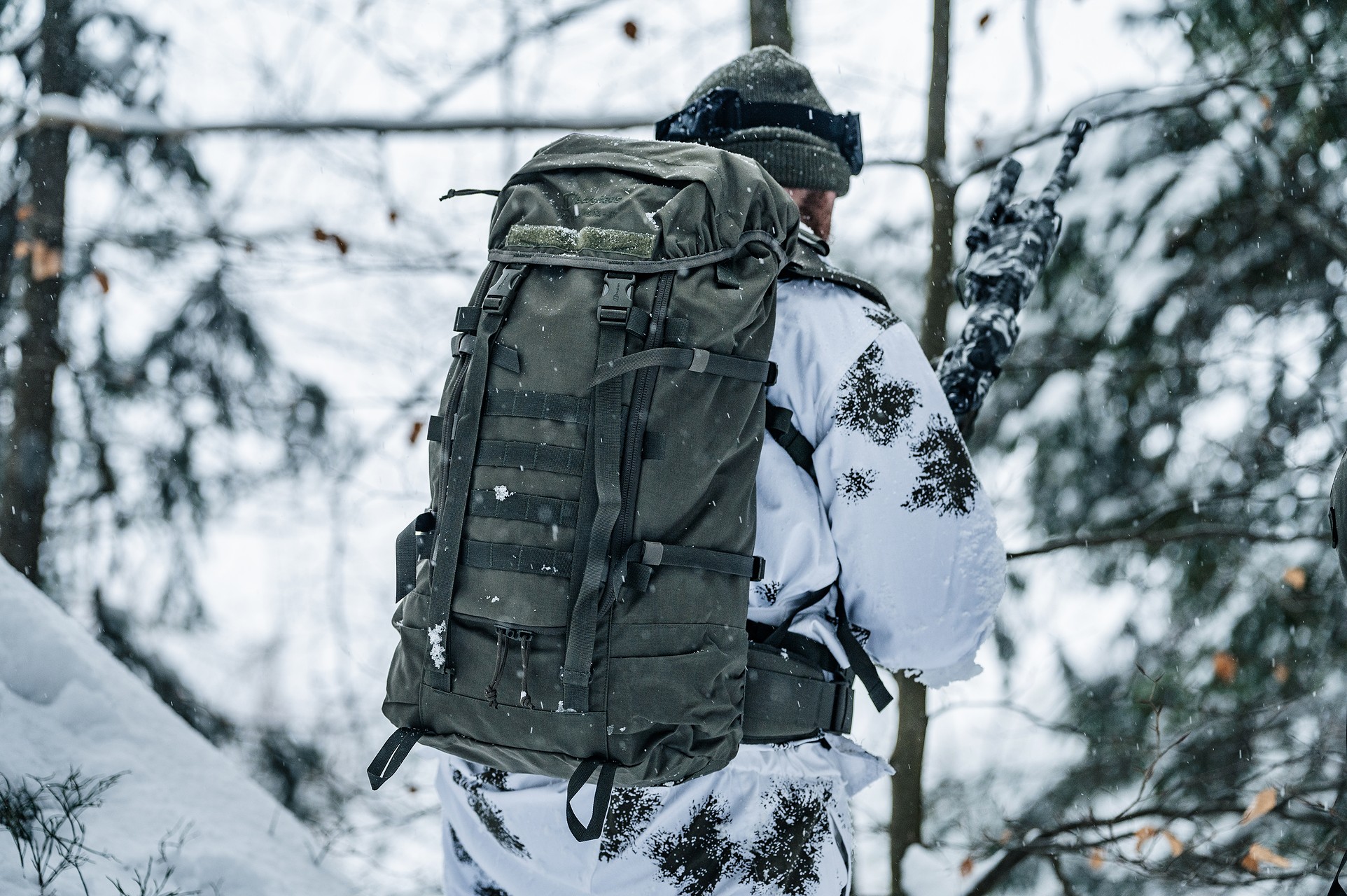 Batoh Berghaus Tactical FLT Heros 45 l FA IR – Stone Grey Olive