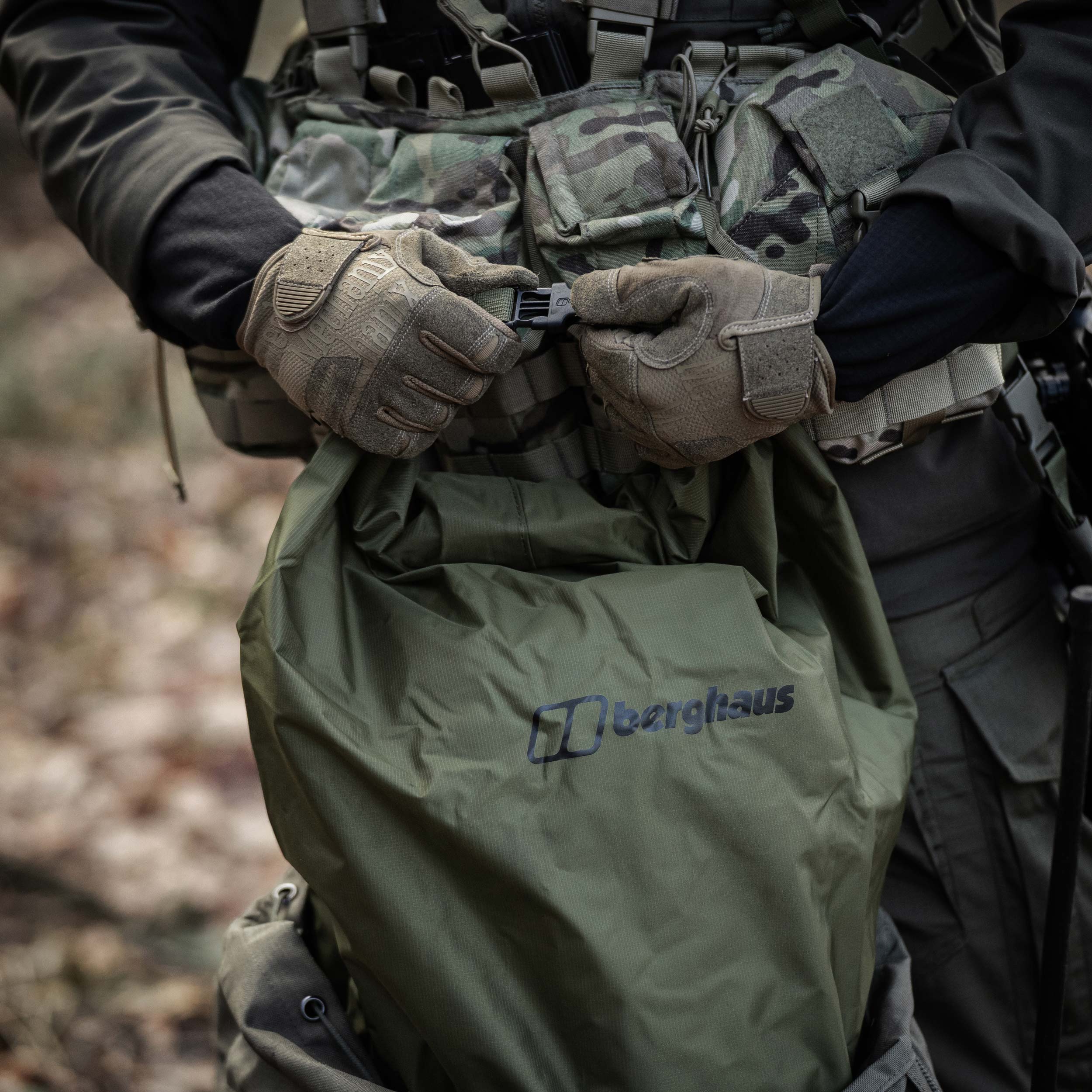 Vodotěsný vak Berghaus Tactical MMPS Liner s ventilem 70 l - Cedar