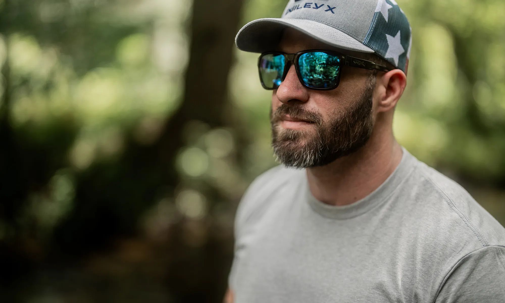 Taktické brýle Wiley X Trek – Captivate Polarized Blue Mirror / Gloss Crystal Dark Grey