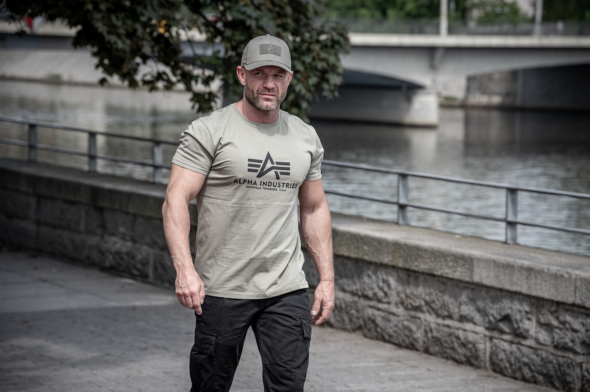 Tričko Alpha Industries Basic - Olive/Camo