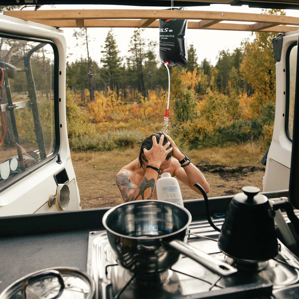 Turistická solární sprcha Nils Camp 20 l