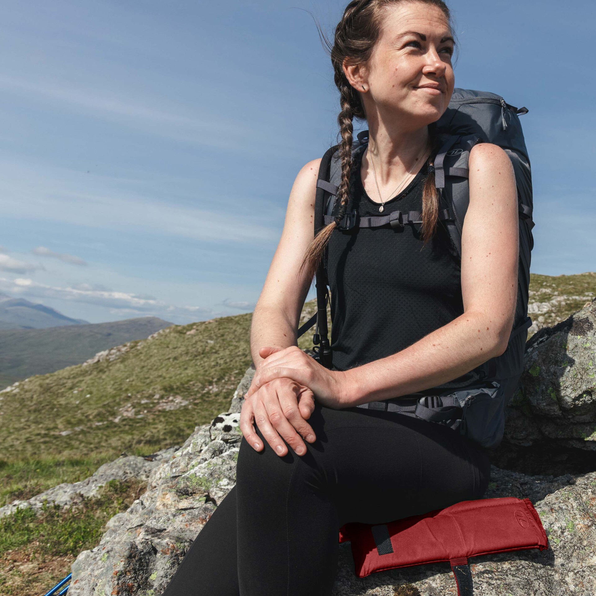 Skládací podložka Highlander Outdoor na sezení - Red