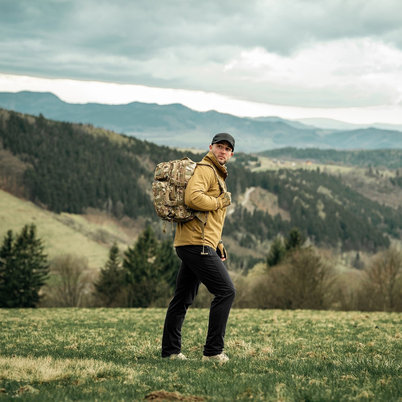 Kalhoty Highlander Outdoor Munro Walking Trousers – Black