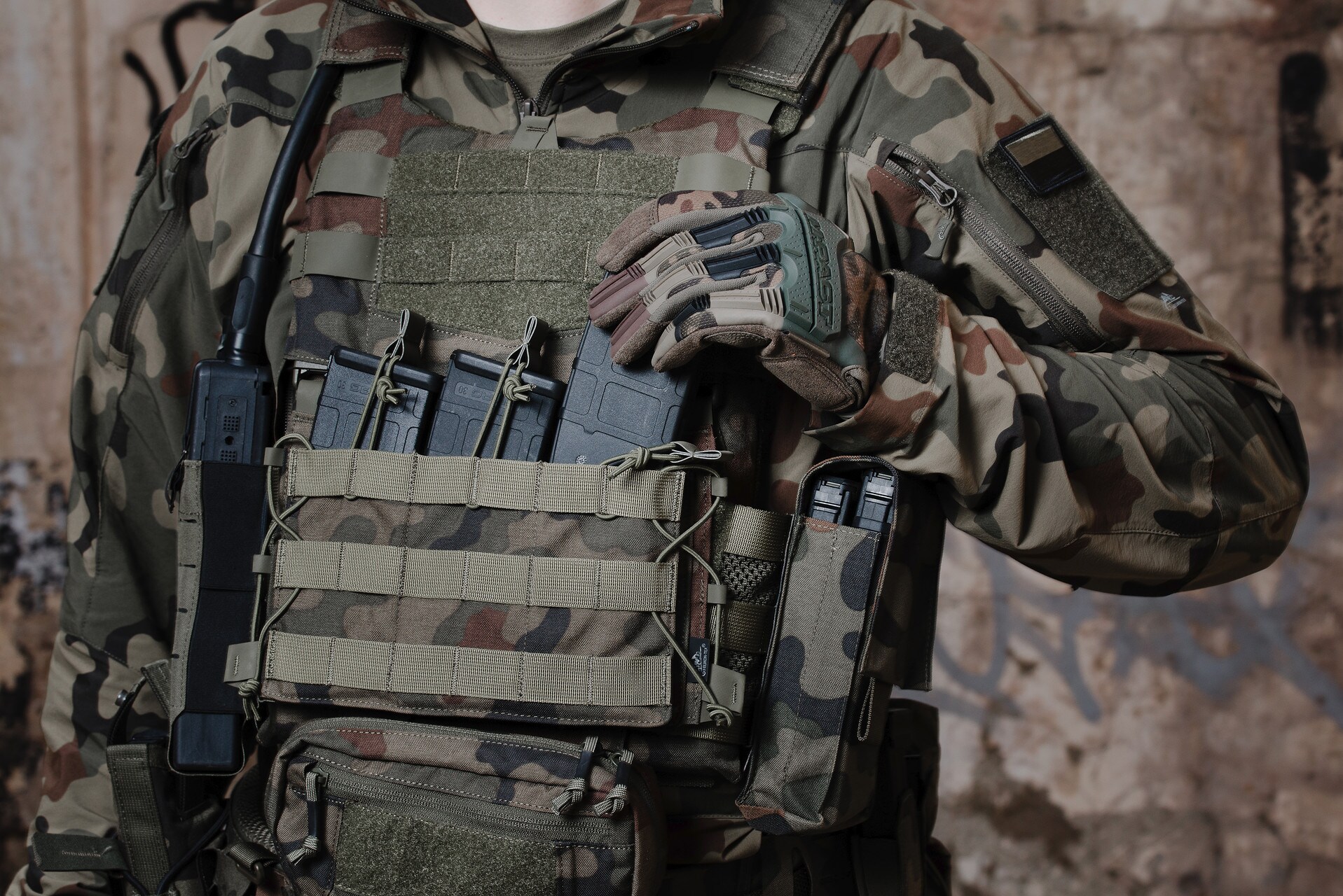 Dvojitá uzavřená sumka Combat Lab na puškové zásobníky – wz.93 Pantera PL Woodland