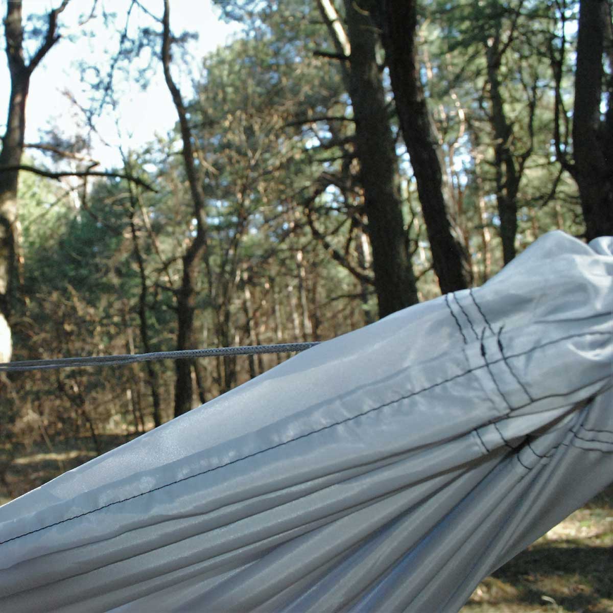 Ultralehká houpací síť TigerWood Sky Version Light Gray