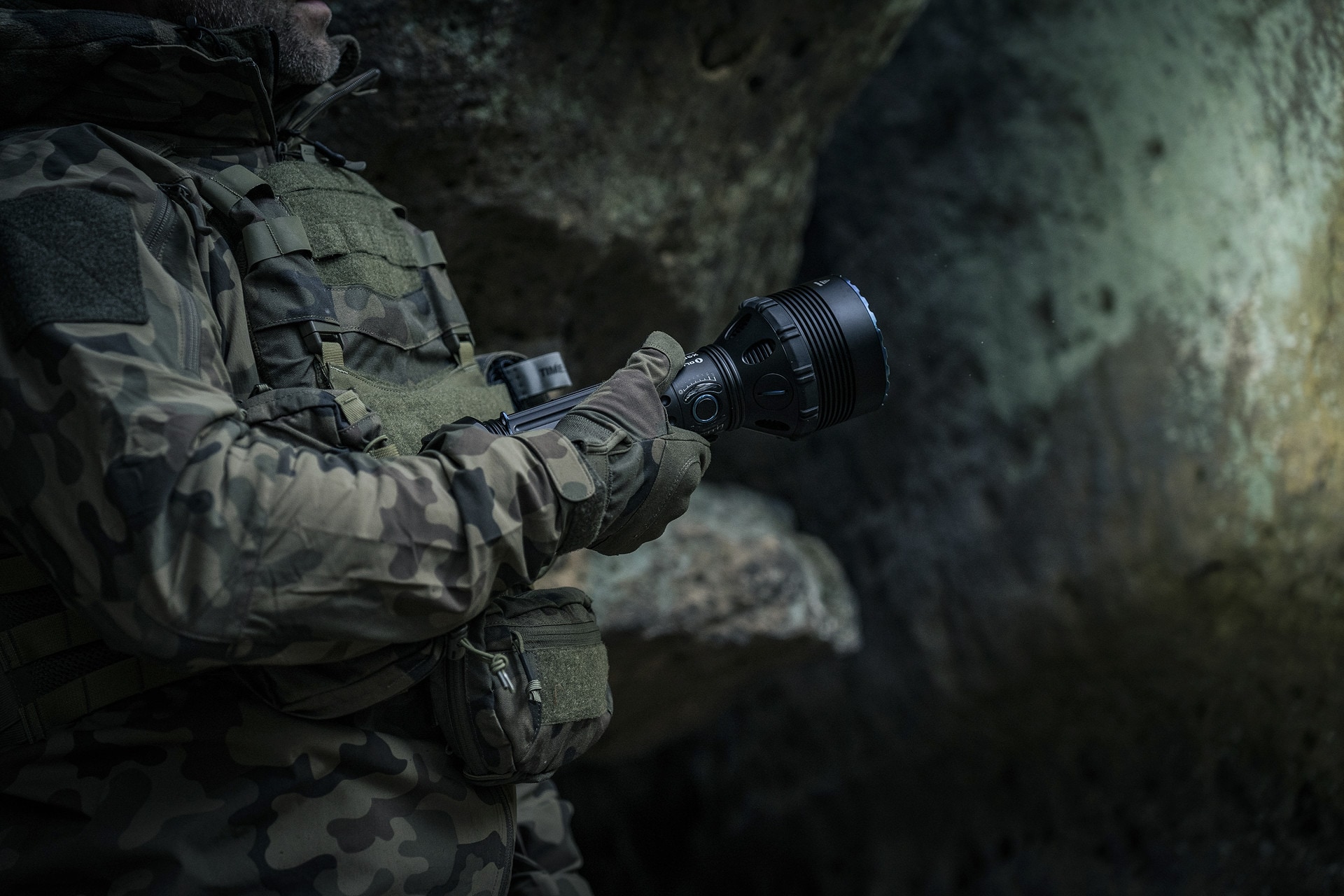 Akumulátorová svítilna Olight X9R Marauder - 25000 lumenů