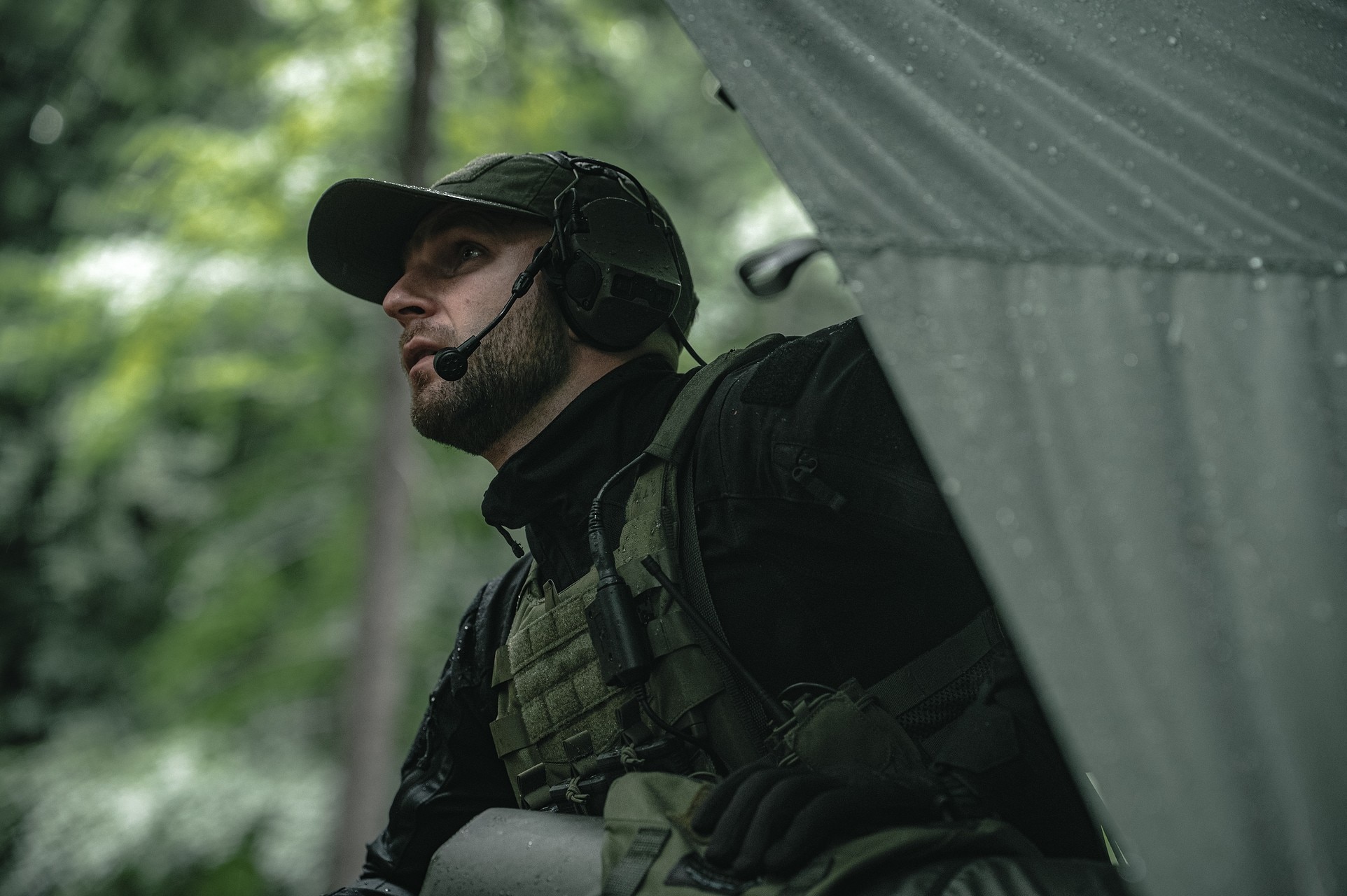 Aktivní chrániče sluchu 3M Peltor ComTac VIII s mikrofonem – Green