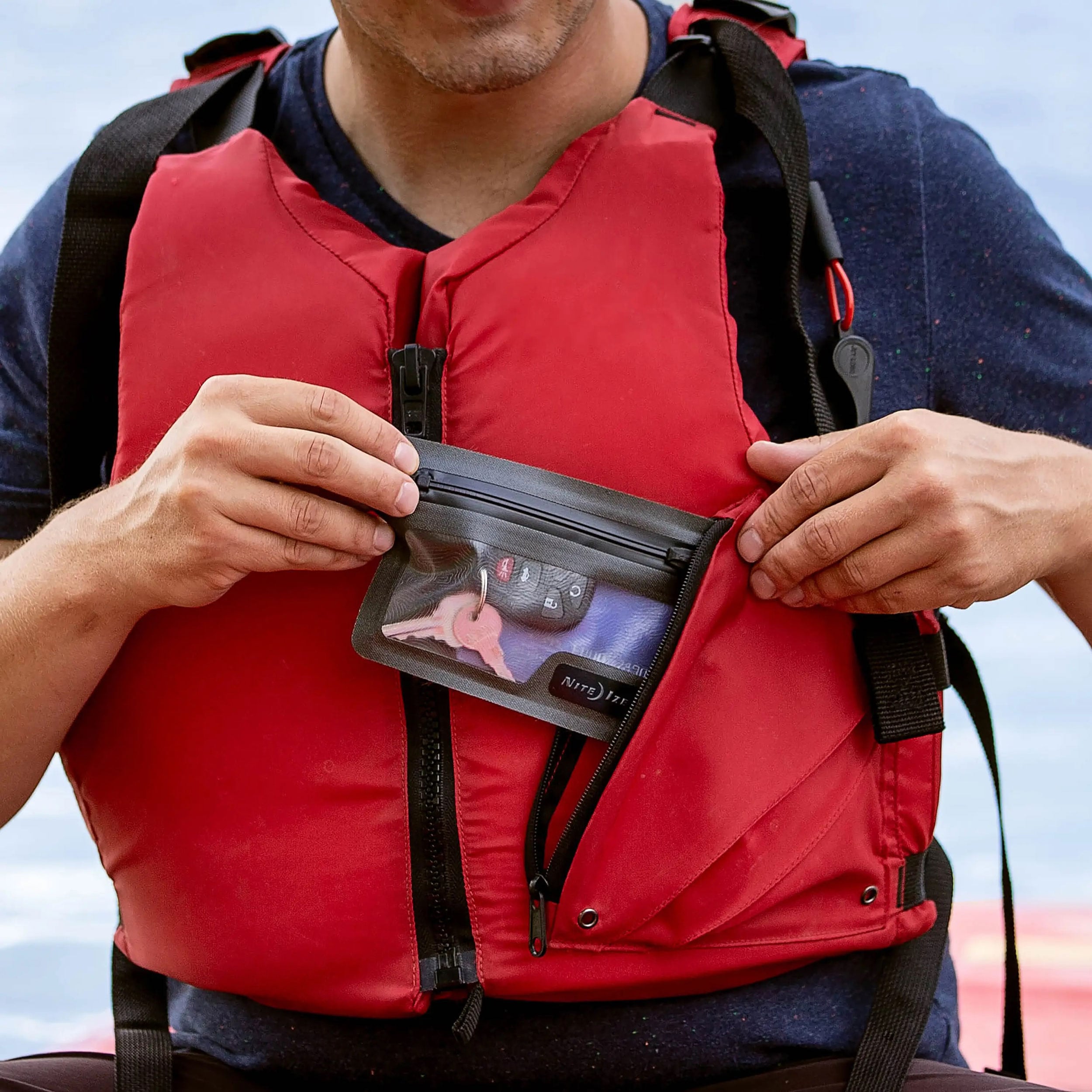 Vodotěsný obal Nite Ize RunOff Wallet – Šedý