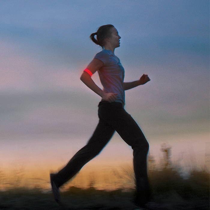 Reflexní páska Nite Ize SlapLit LED Slap Wrap Ver.2 – Red