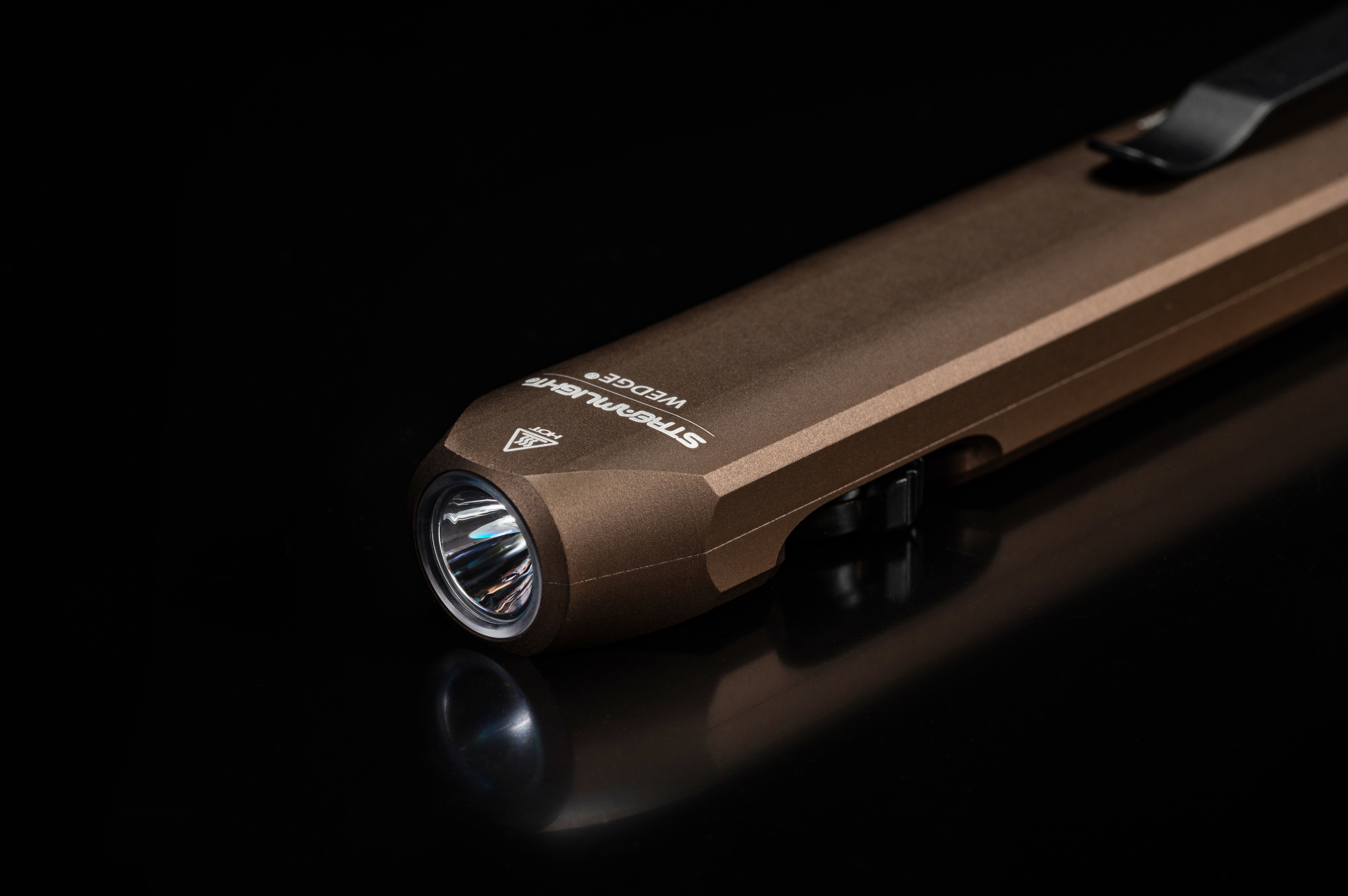 Svítilna Streamlight Wedge XT Coyote - 500 lumenů