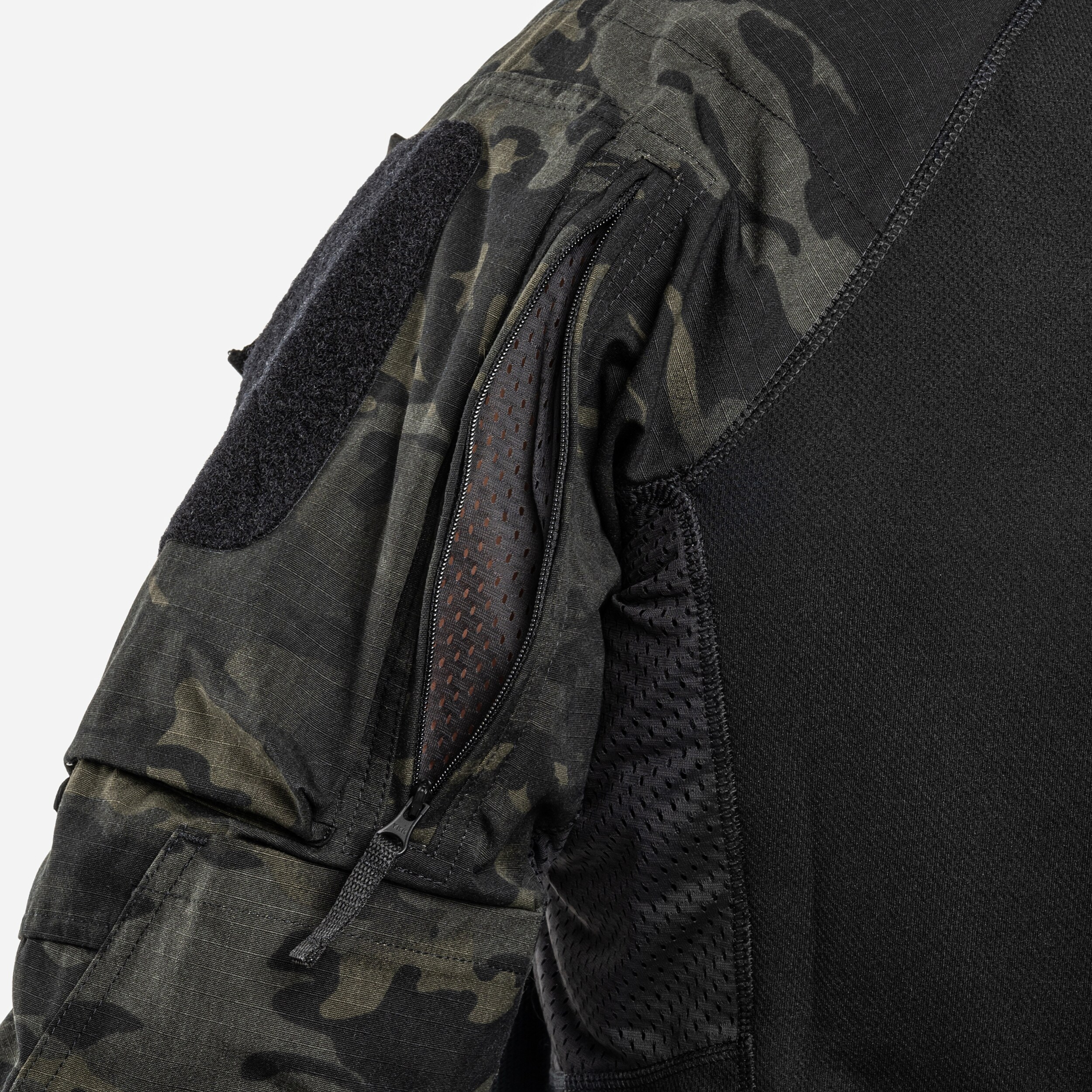 Mikina UF PRO Striker XT Gen.2 Combat Shirt - MultiCam Black