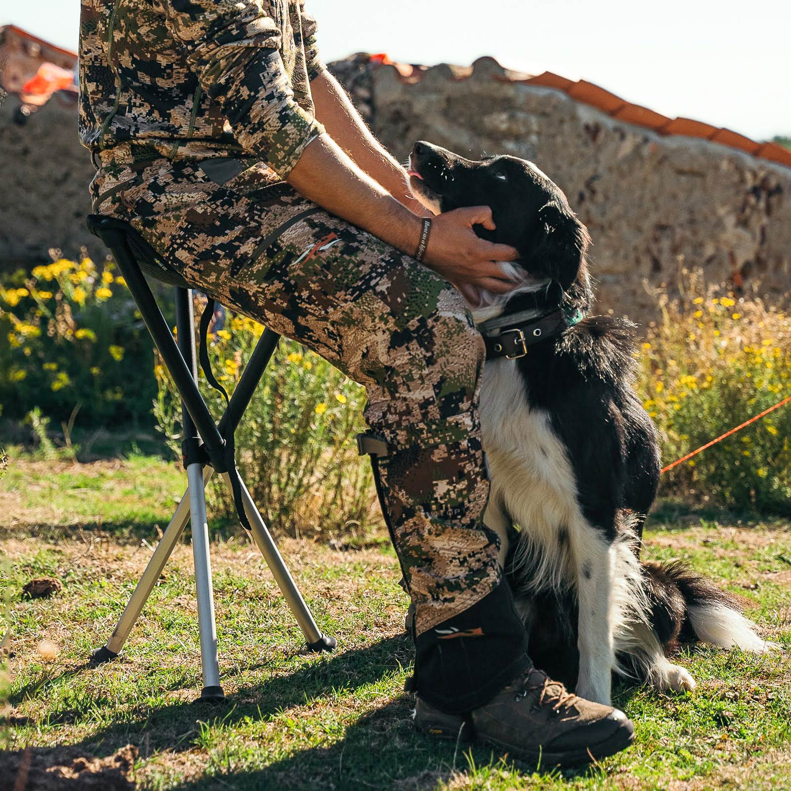 Skládací turistické židle Walkstool Comfort 75 - Black