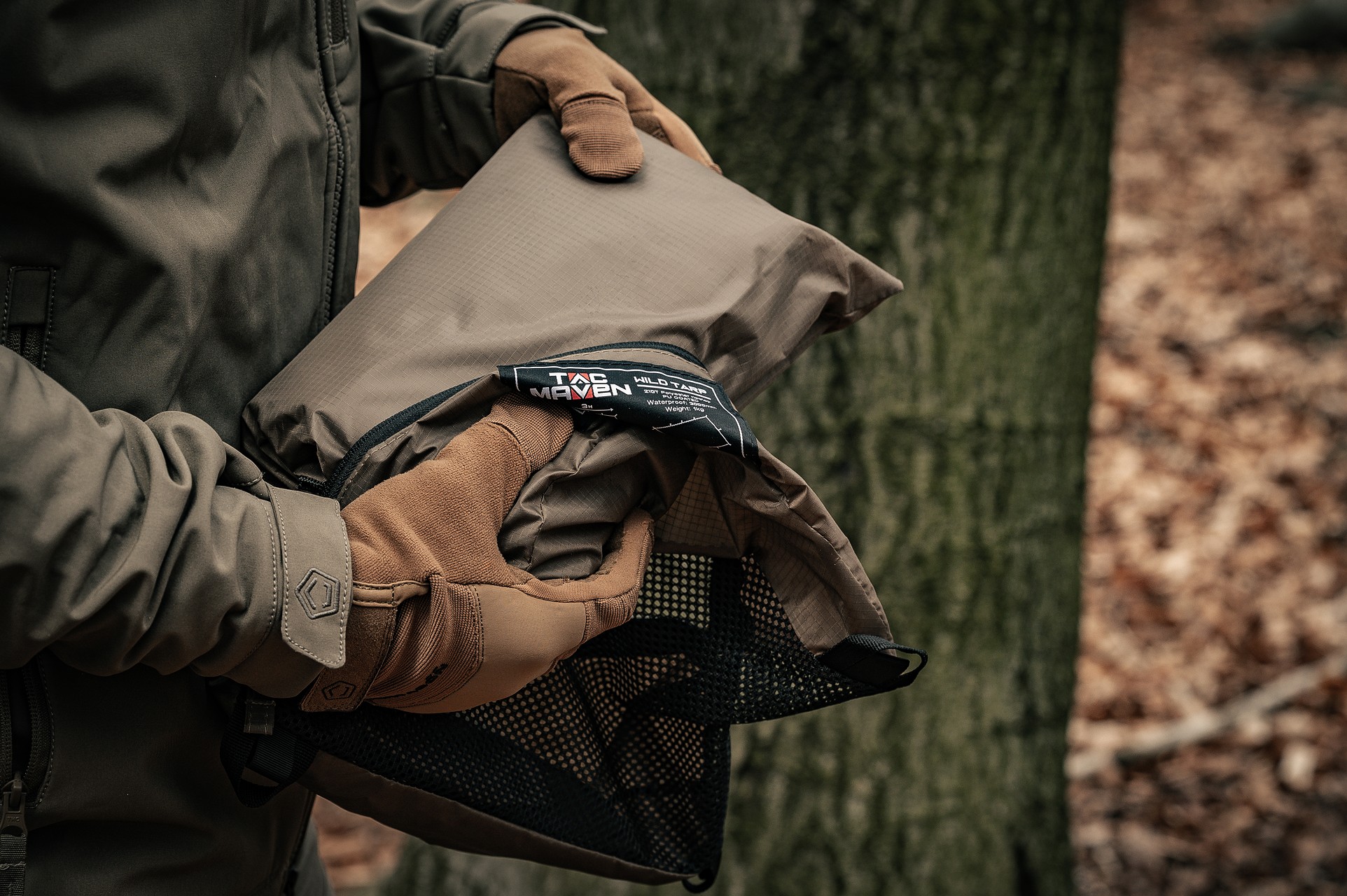 Bivakovací plachta Pentagon Wild Tarp 3 × 3 m – Coyote