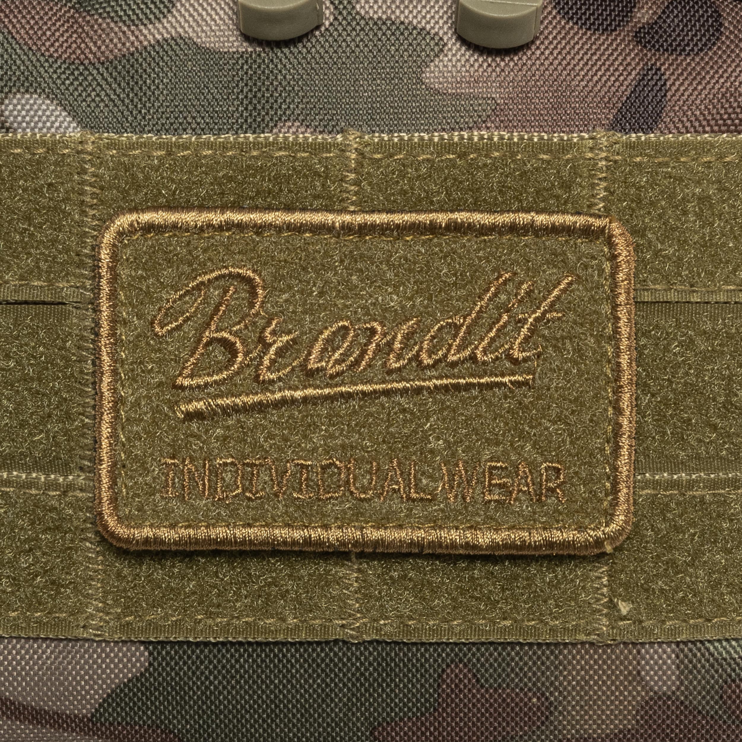 Batoh Brandit Assault Pack Large 40 l – Arid MC Camo