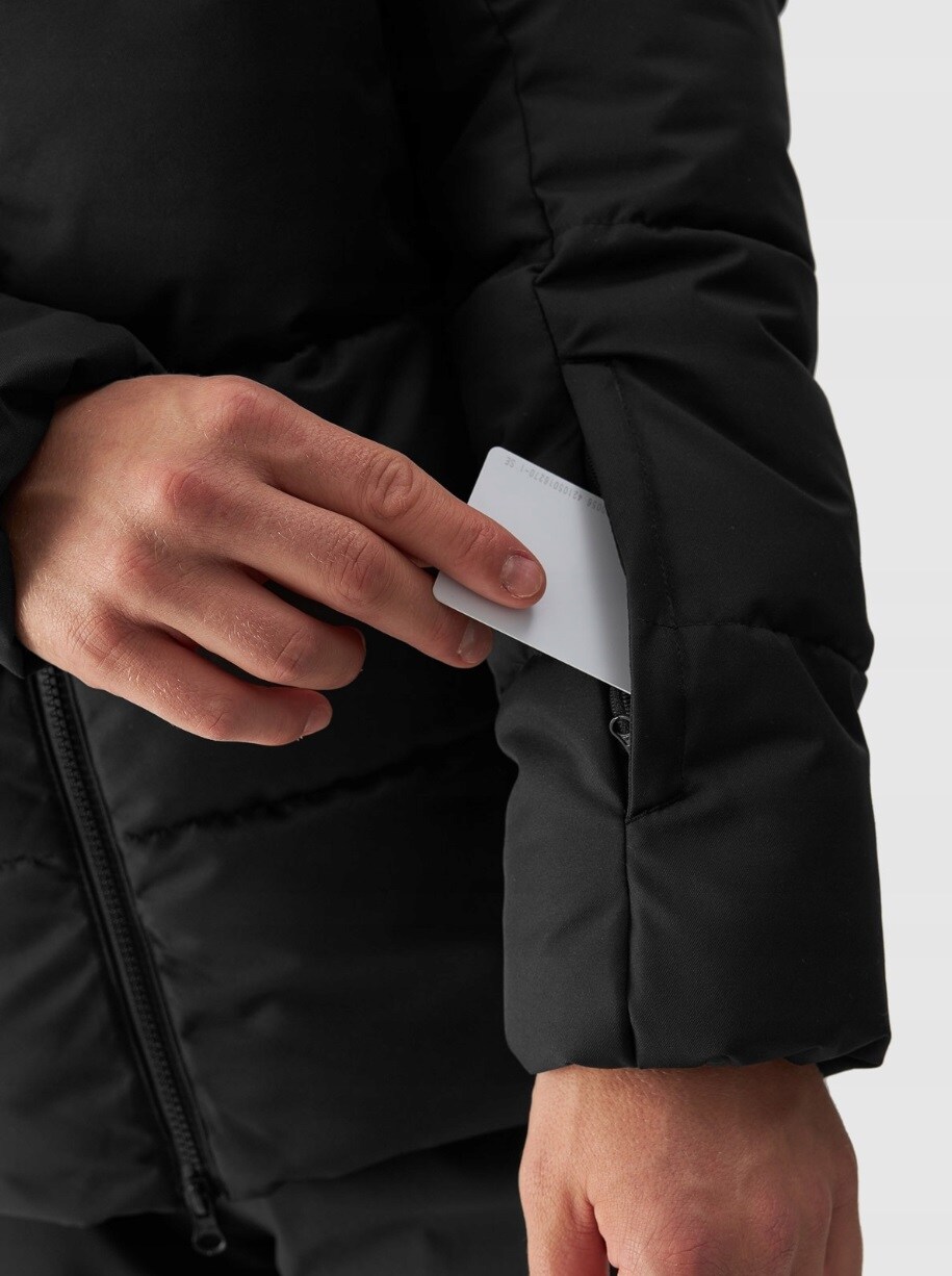 Bunda 4F M580 – tmavě černá