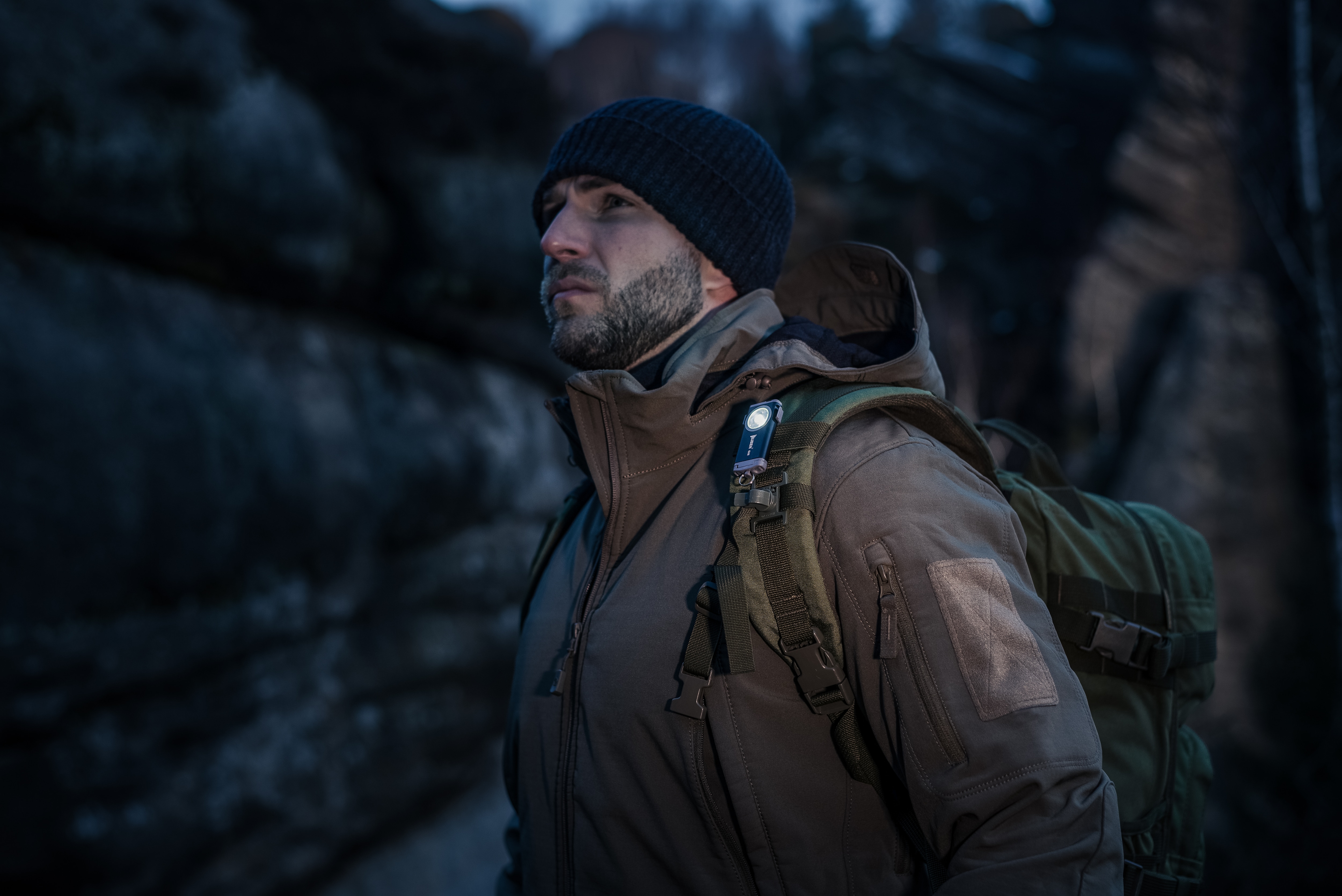 Svítilna přívěsek Wuben G2 Black - 500 lumenů