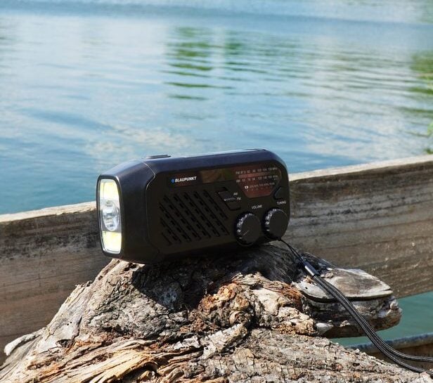 Přenosné rádio FM a AM Blaupunkt ER10