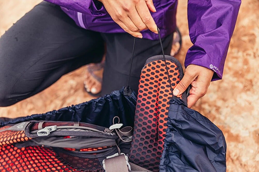 Pouzdro na batoh Gregory Access Raincover 30 l – Obsidian Black