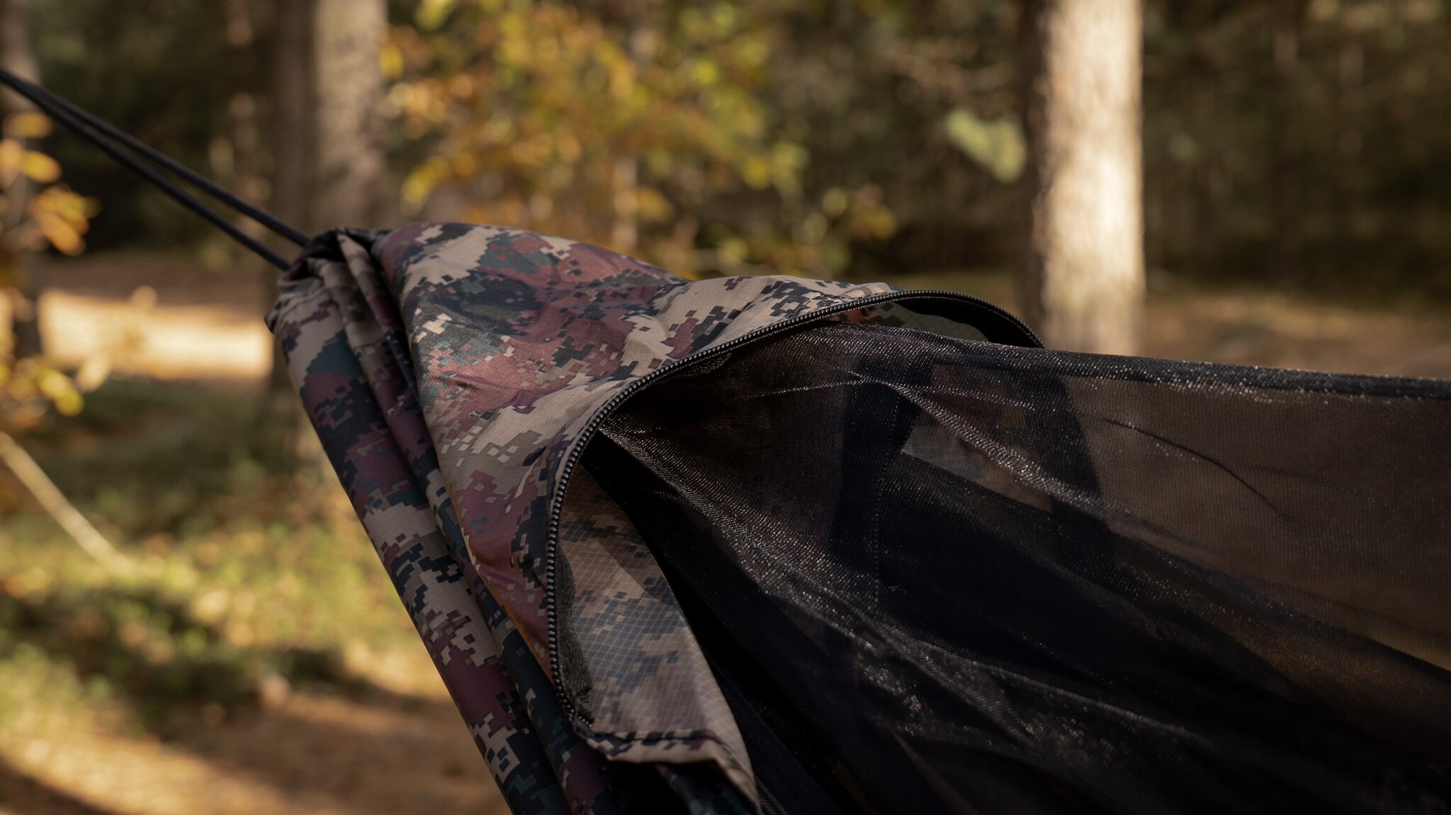 Ultralehký houpací síť TigerWood Vážka V2 Long Pocket Camo - s moskytiérou
