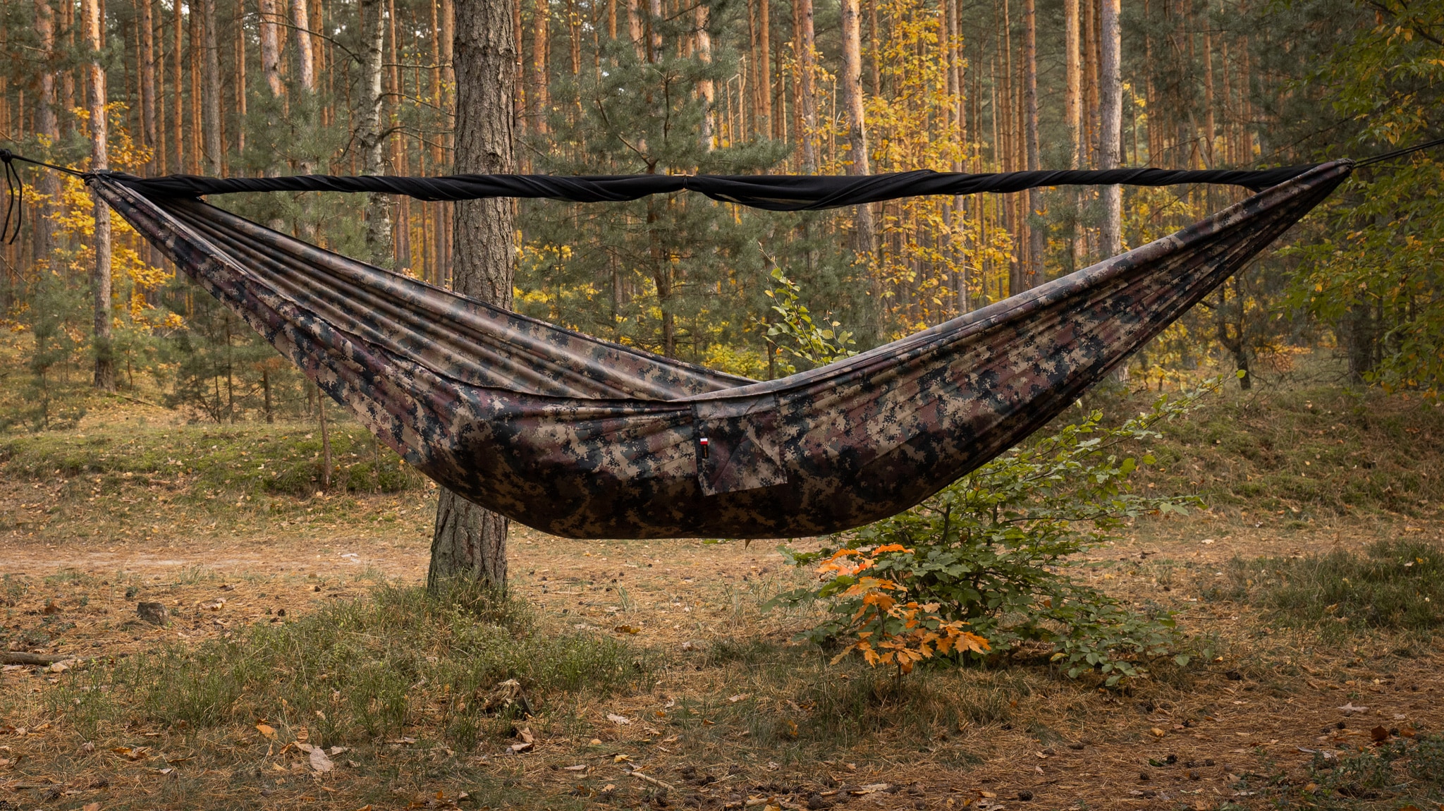 Ultralehký houpací síť TigerWood Vážka V2 Long Double Zip Camo - s moskytiérou