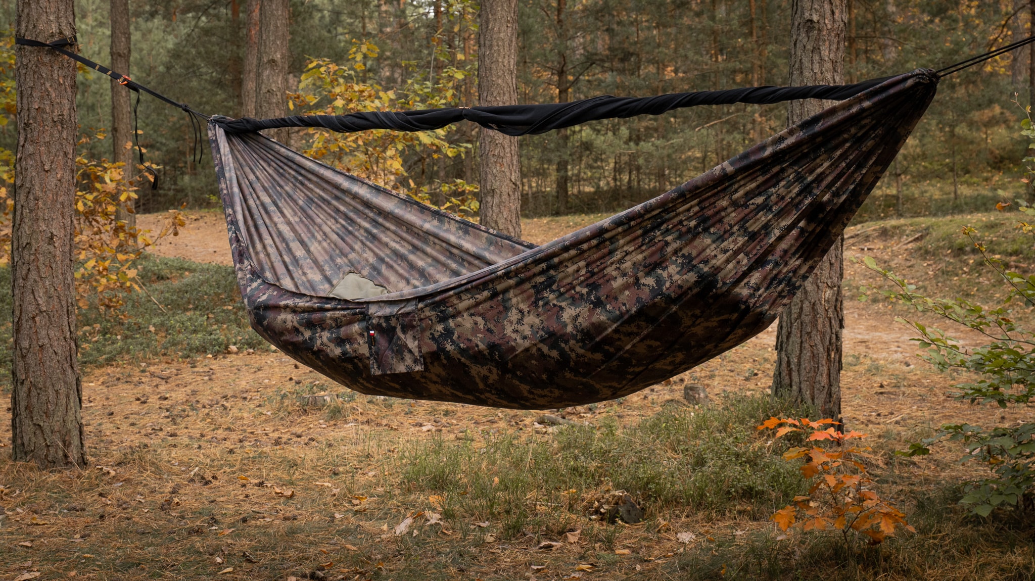 Ultralehký houpací síť TigerWood Vážka V2 Long Double Zip Camo - s moskytiérou