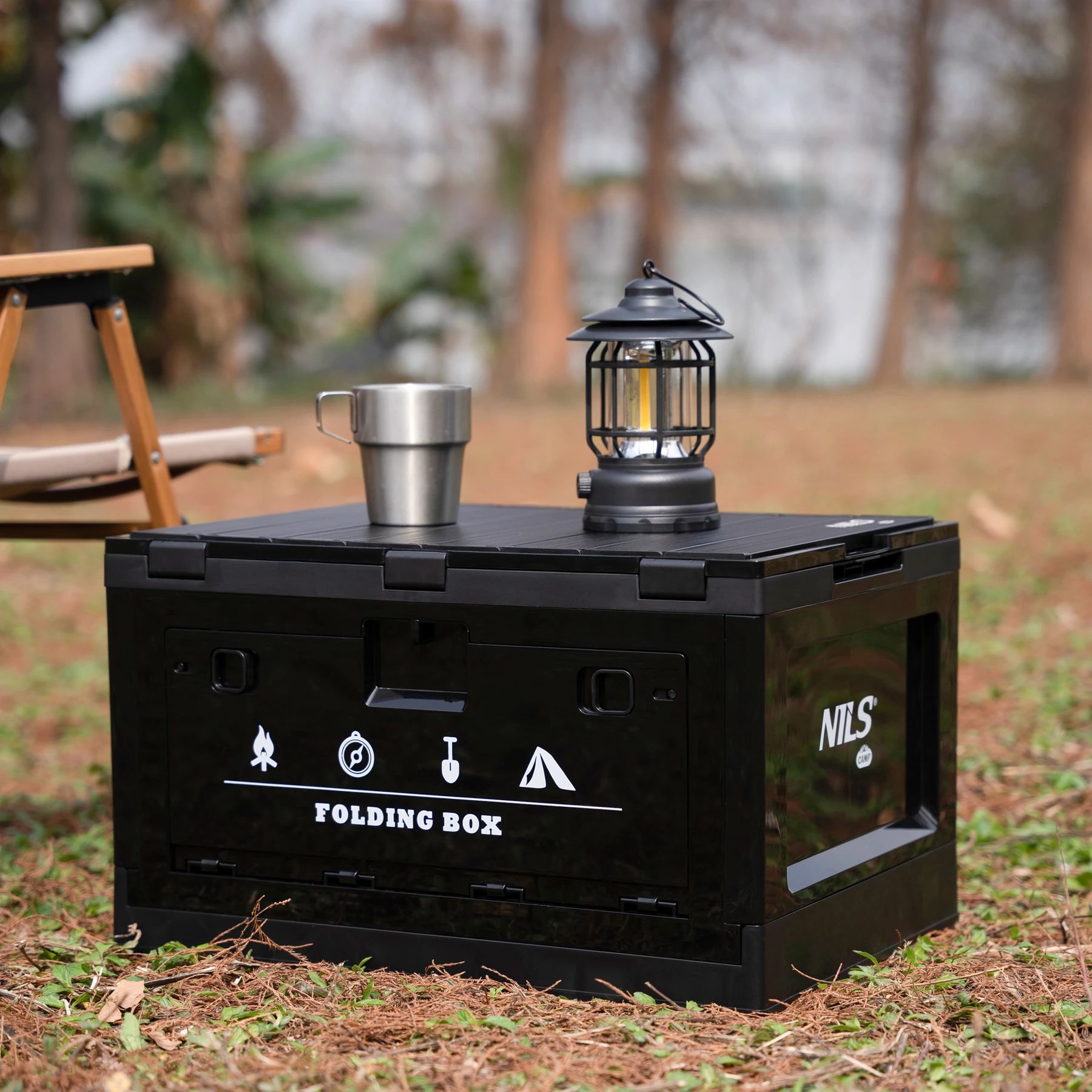 Přepravní bedna Nils Camp NCB4006 50 l s deskou