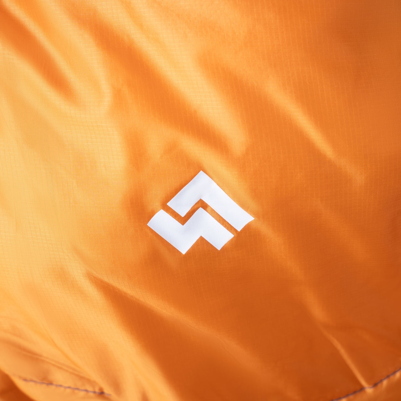 Spací pytel Alpinus Ultralight Pro 850 oranžový/tmavě modrý - pravý