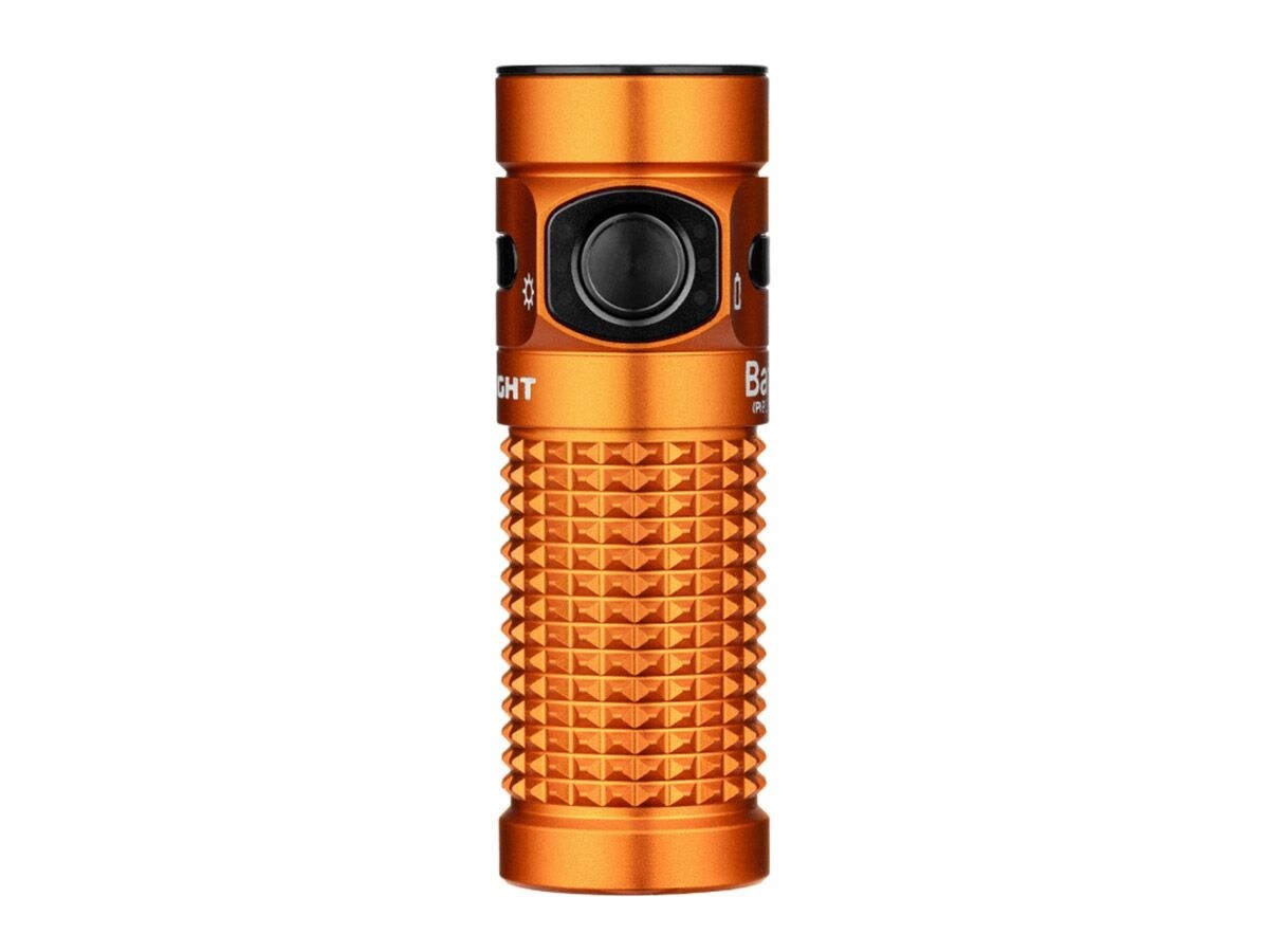 Svítilna Olight Baton 4 Premium Edition Orange s bezdrátovým nabíjecím pouzdrem - 1300 lumenů