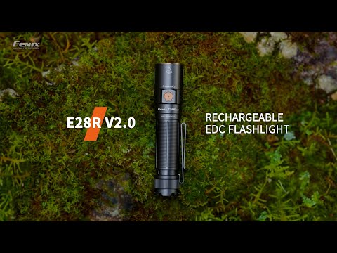 Svítilna Fenix E28R V2.0 - 1700 lumenů