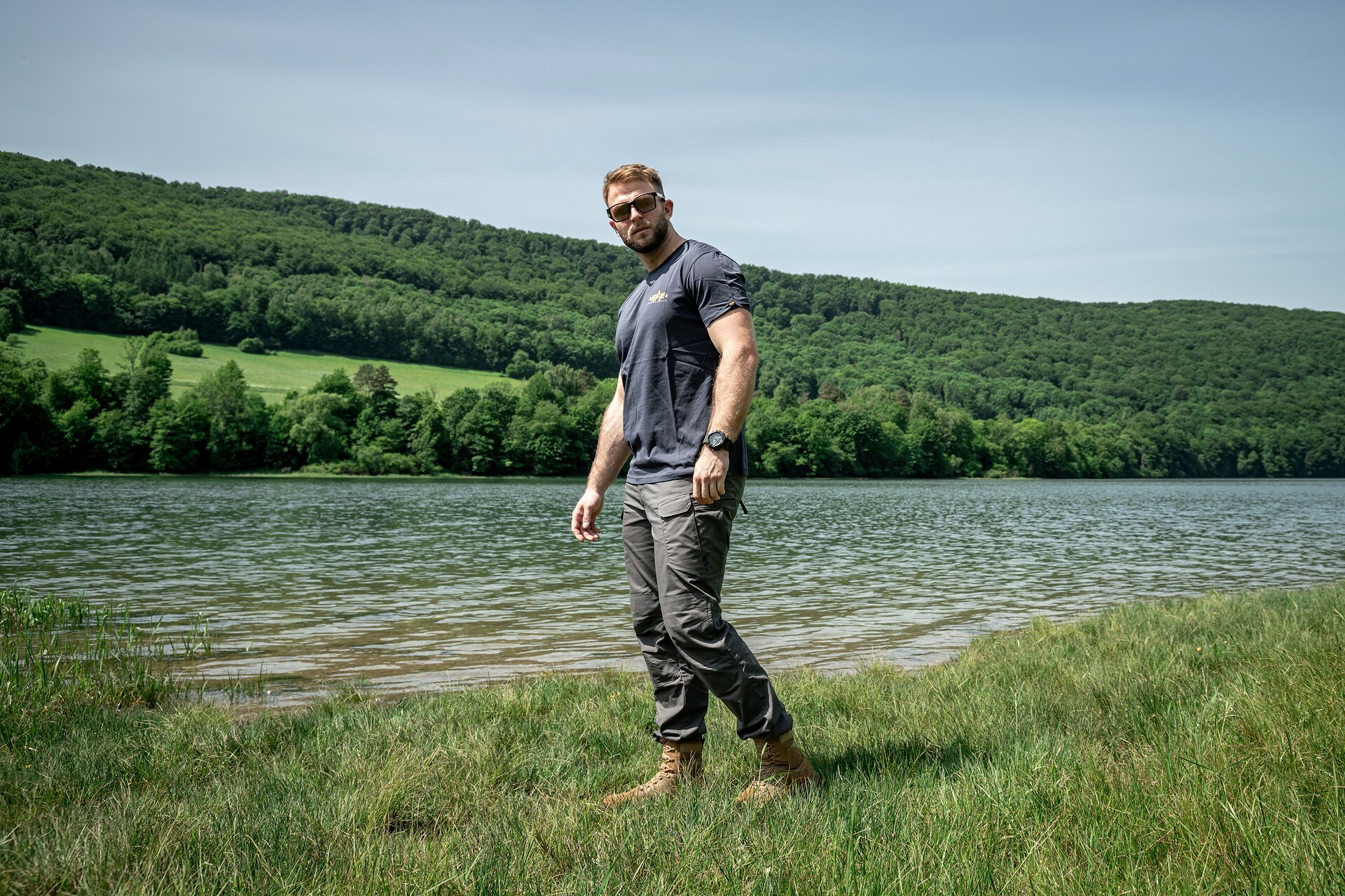 Tričko Alpha Industries s potiskem loga na zadní straně - Rep Blue