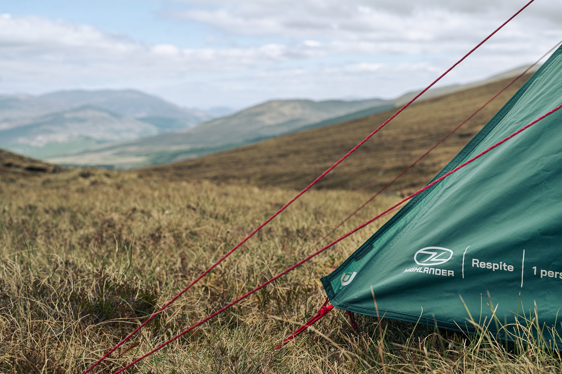 Stan pro 1 osobu Highlander Outdoor Respite Tunnel Tent – Pine Green