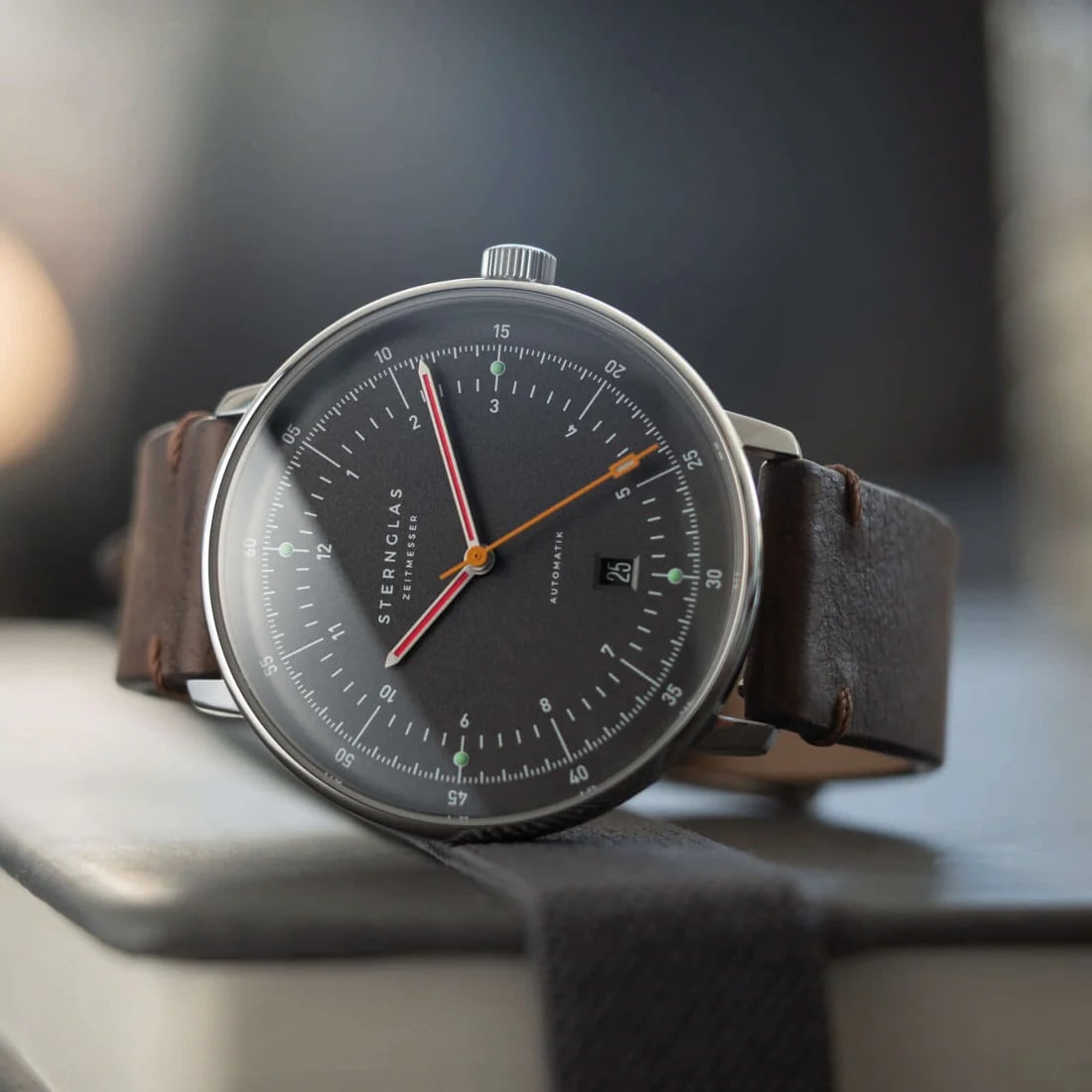 Hodinky Sternglas Hamburg Automatik - New Graphite