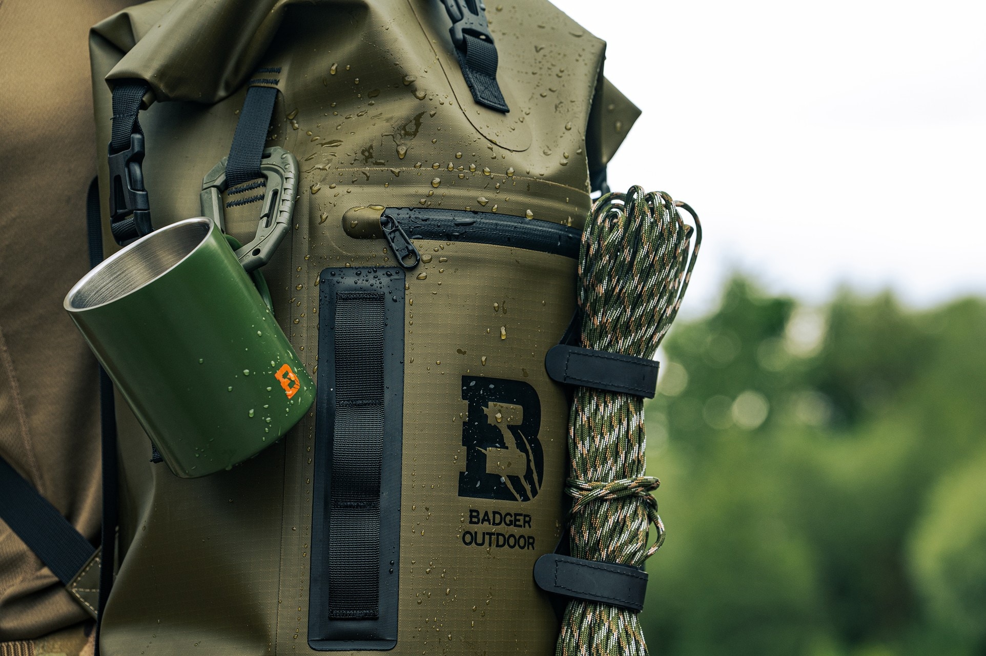 Vodotěsný batoh Badger Outdoor TPU 20 l – Military Green