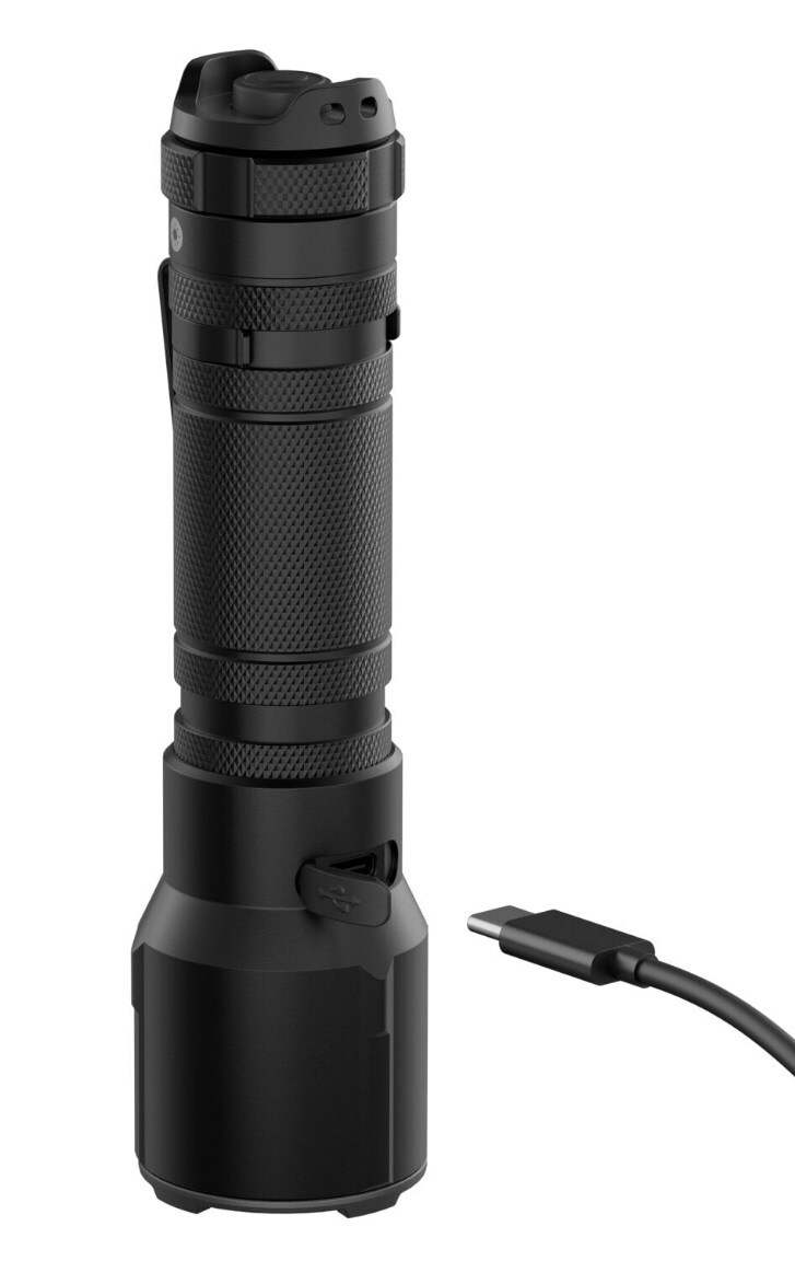 Svítilna Ledlenser TT3R Black - 1900 lumenů