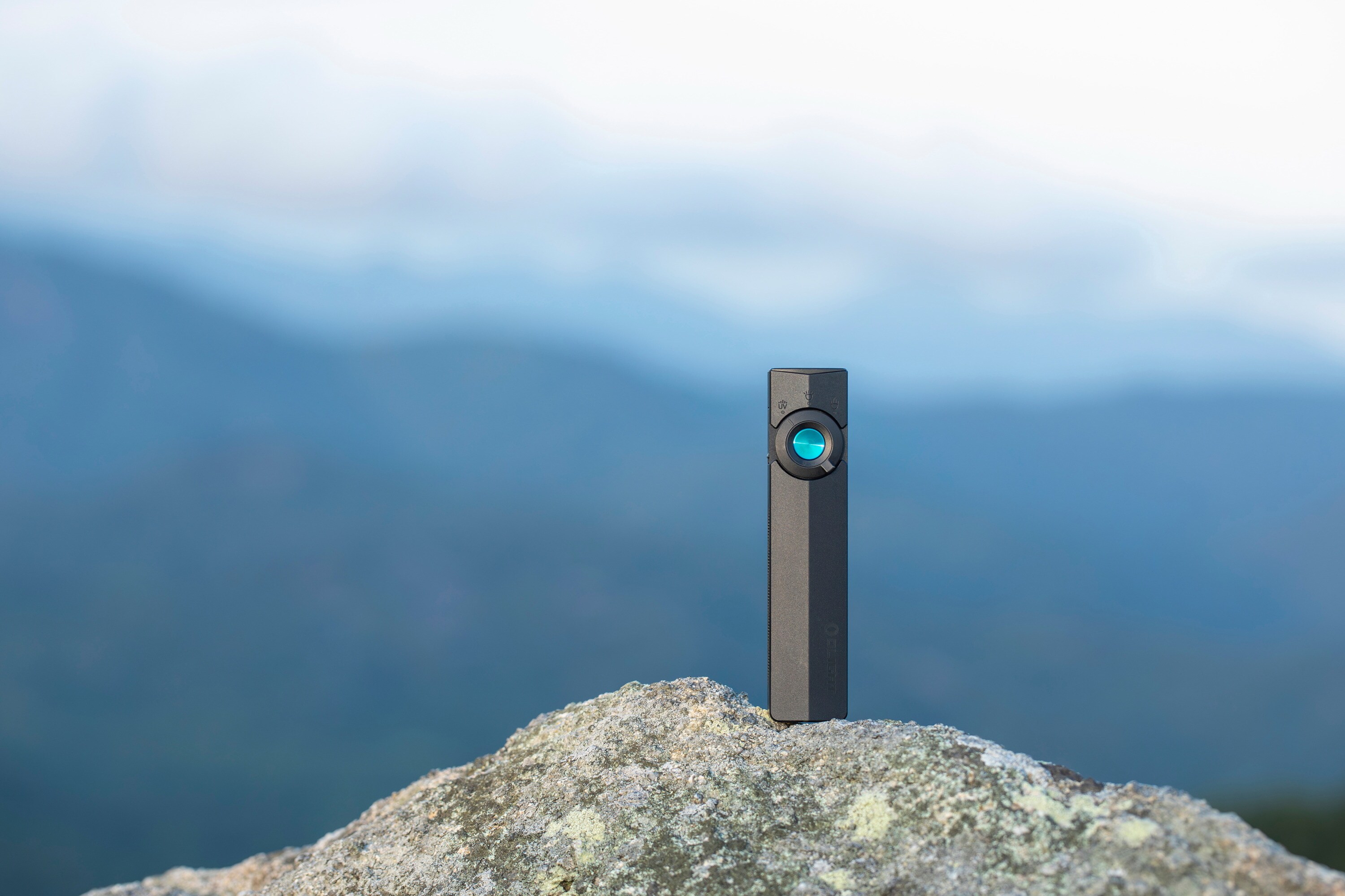 Svítilna Olight ArkPro Class 1 Cool White Matte Black - 1500 lumenů