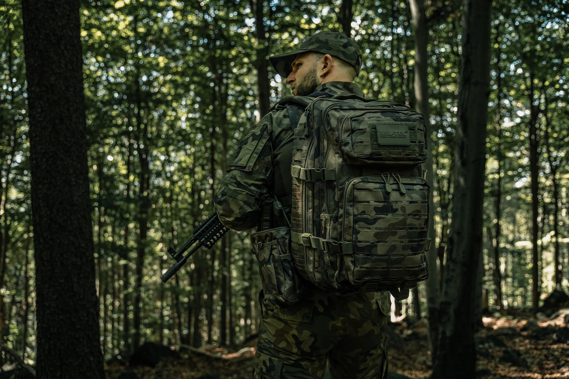 Batoh Mil-Tec Assault Pack Laser Cut Large 36 l – wz.93 Pantera PL Woodland