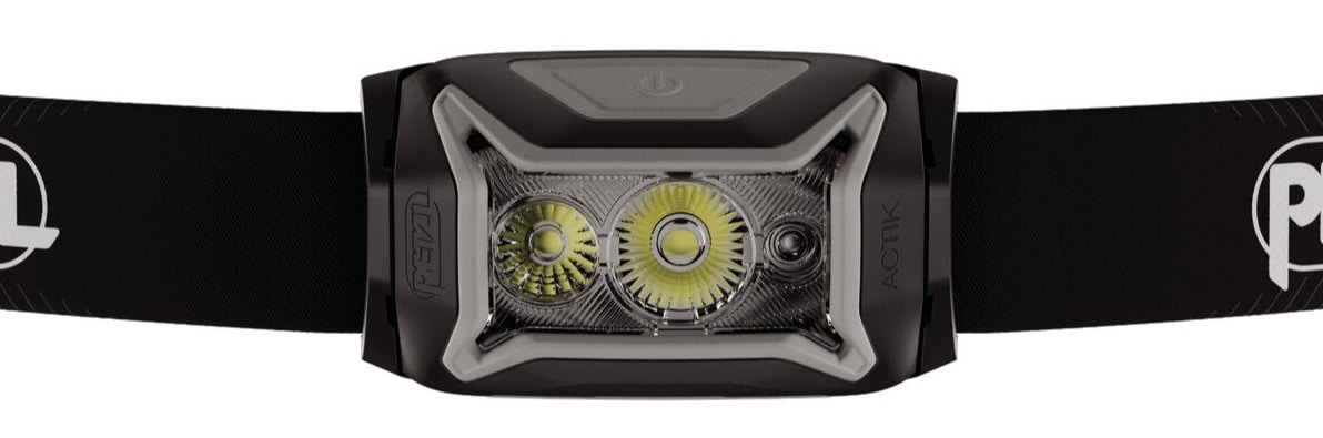 Svítilna čelová Petzl Actik Core Black - 625 lumenů