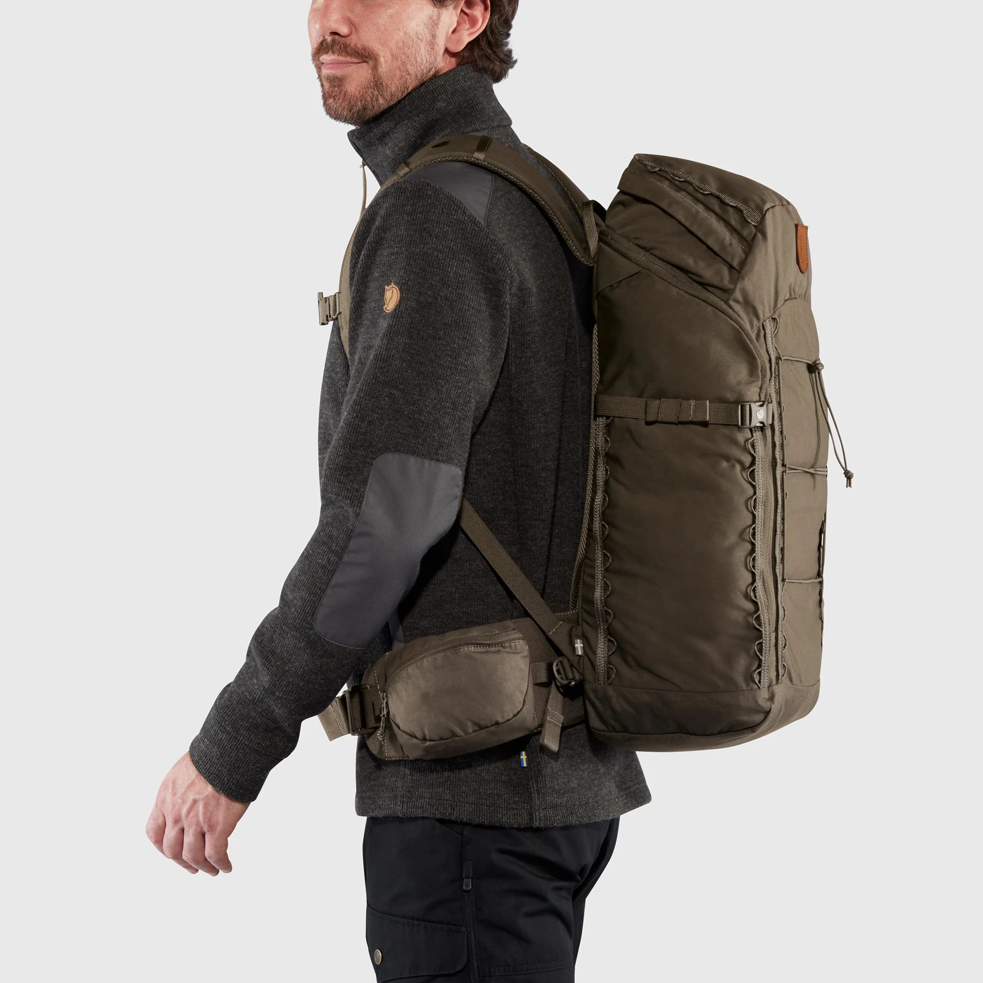 Batoh Fjallraven Singi 28 l - Dark Olive