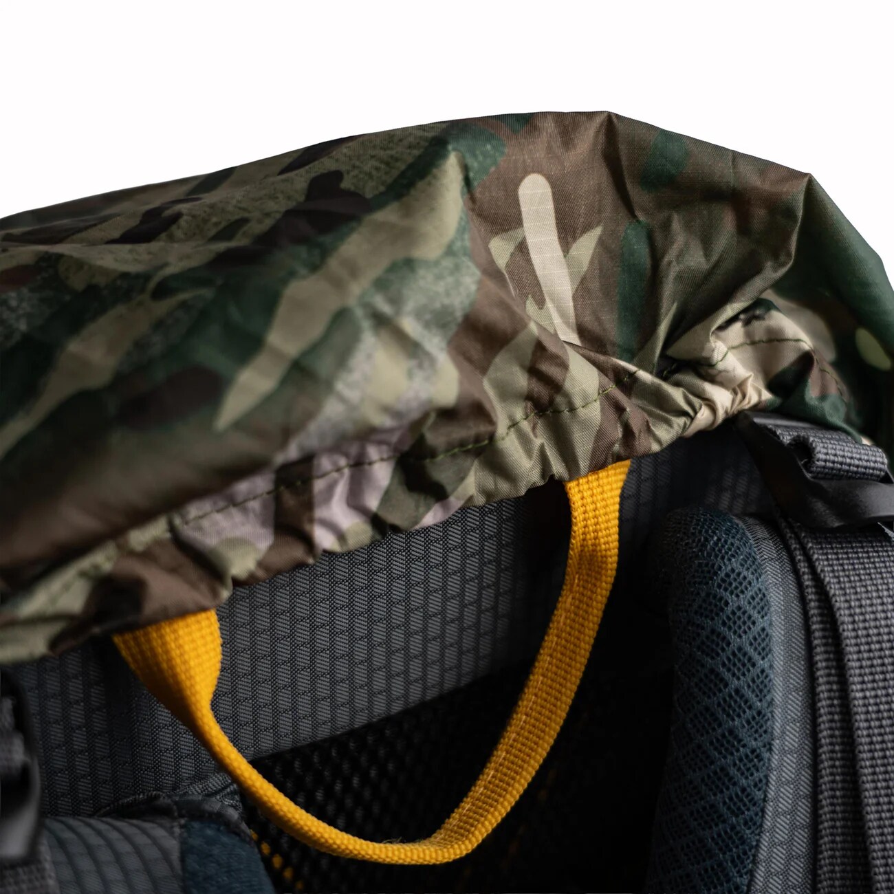 Pouzdro na batoh Highlander Outdoor Duck’s Back Raincover Large 50–65 l – Arid MC Camo