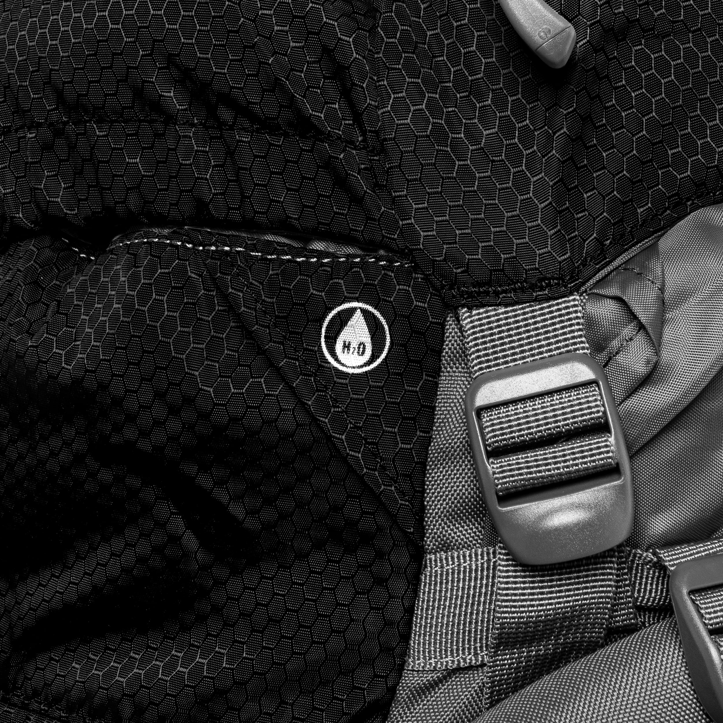 Batoh Highlander Outdoor Discovery Rucksack 85 l – Black