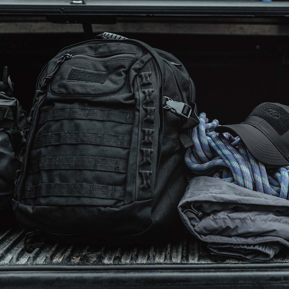 Batoh Highlander Forces Cerberus 30 l – Black