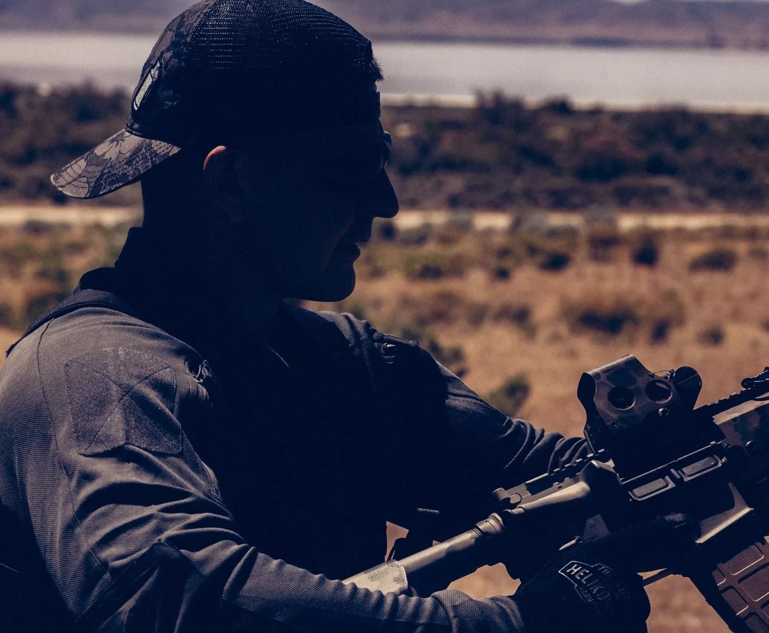 Kšiltovka Helikon-Tex Hawaiian Trucker - Dark Ops