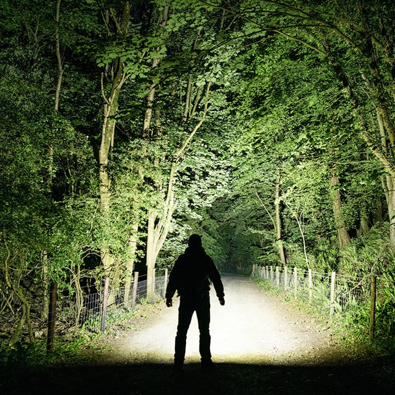 Taktická svítilna Nitecore EDC37 - 8000 lumenů