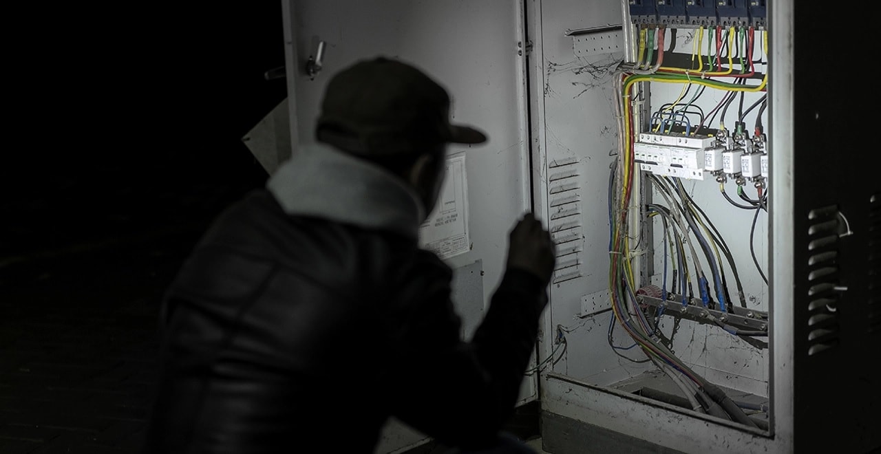 Svítilna Olight iUltra Olive Green - 80 lumenů